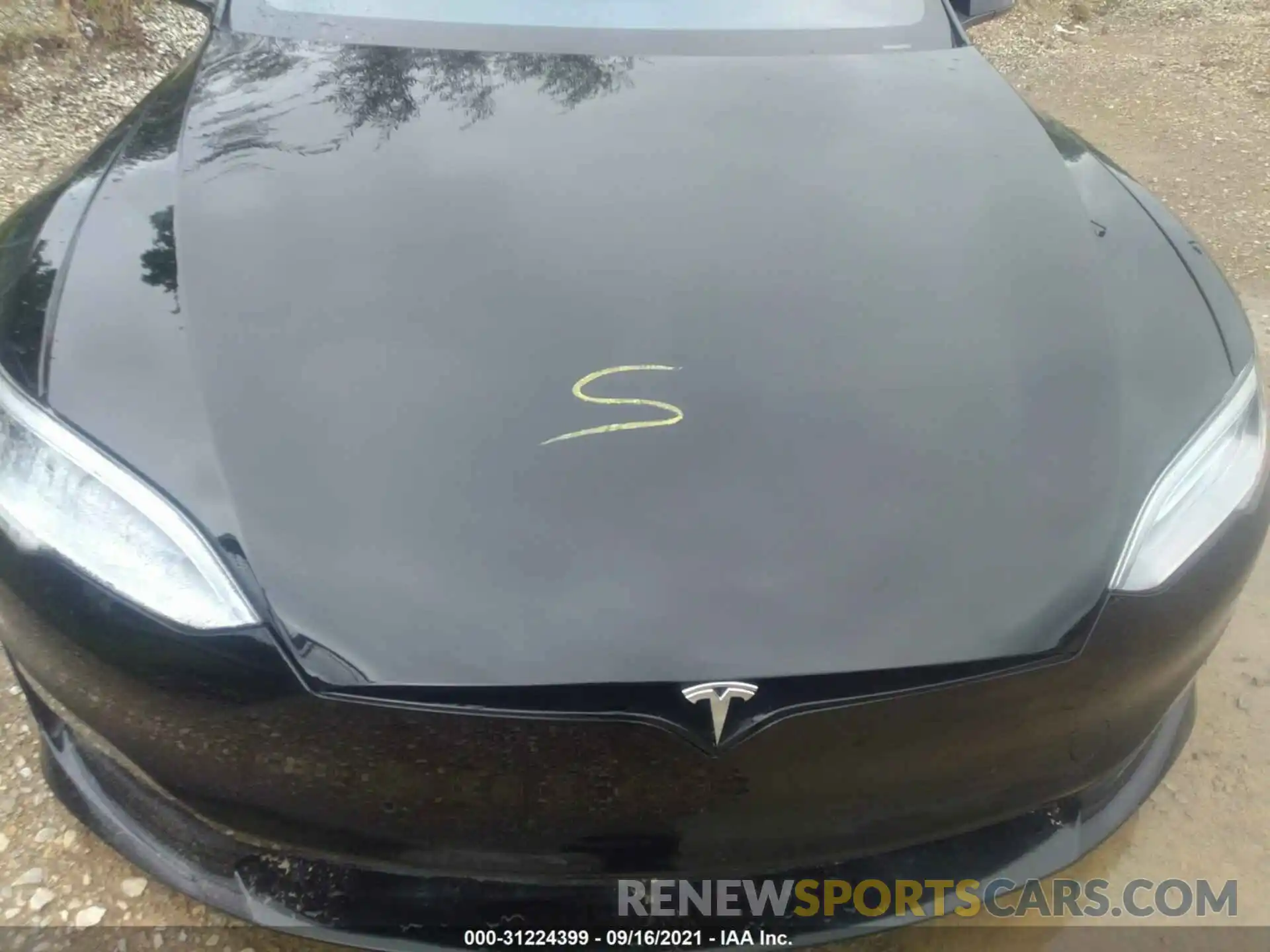 10 Photograph of a damaged car 5YJSA1E54MF433389 TESLA MODEL S 2021