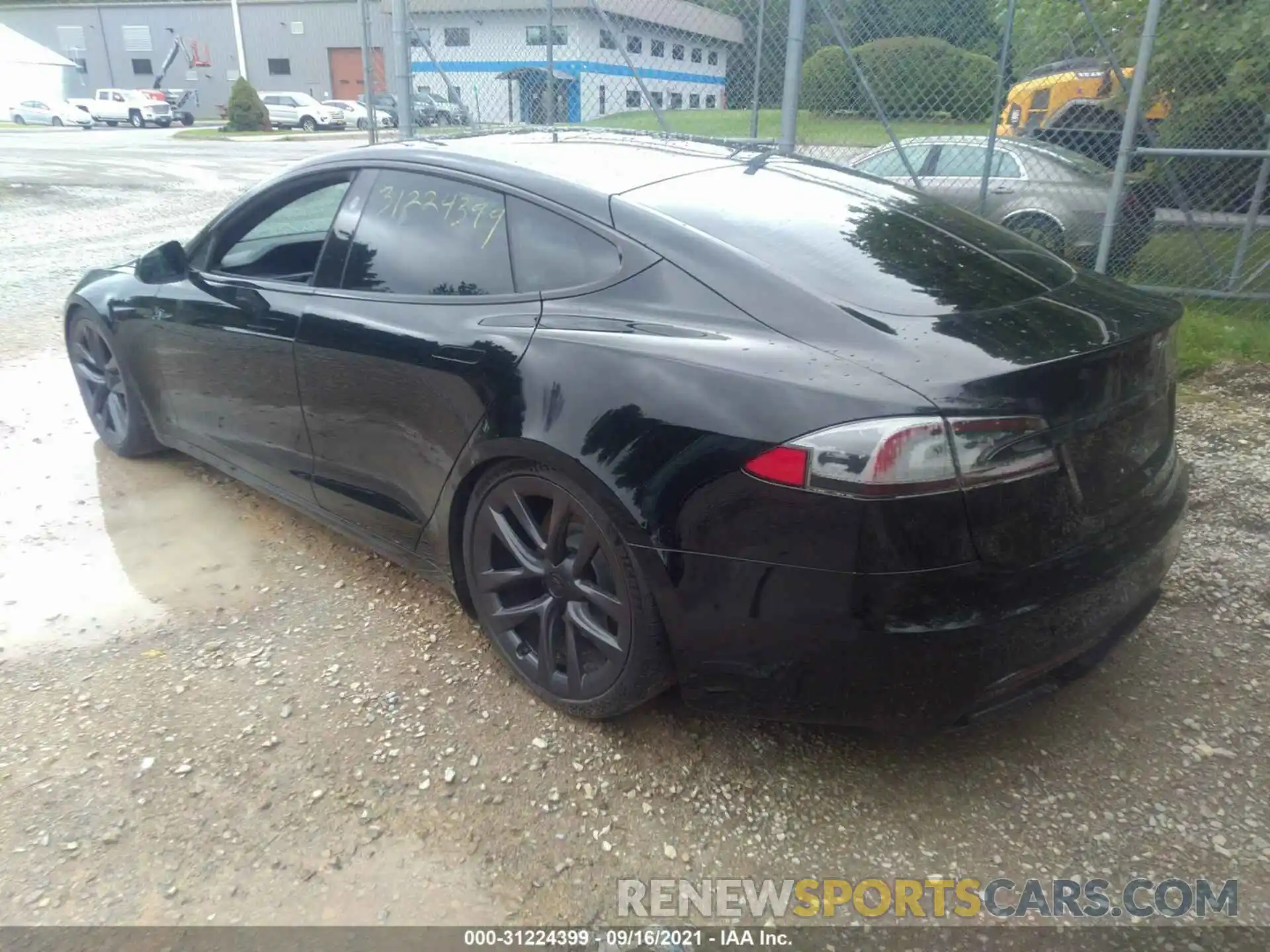 3 Photograph of a damaged car 5YJSA1E54MF433389 TESLA MODEL S 2021