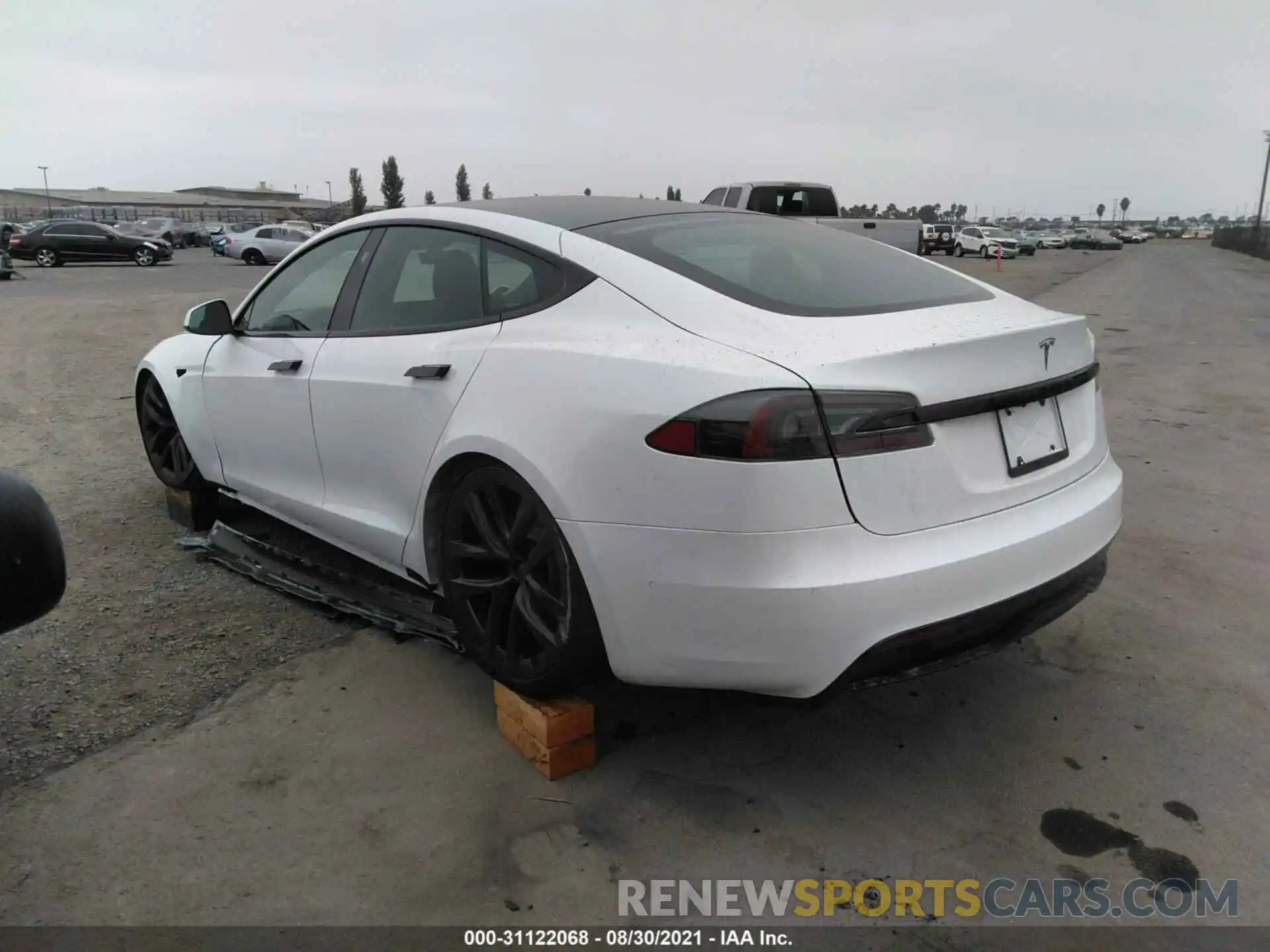 3 Photograph of a damaged car 5YJSA1E56MF436116 TESLA MODEL S 2021