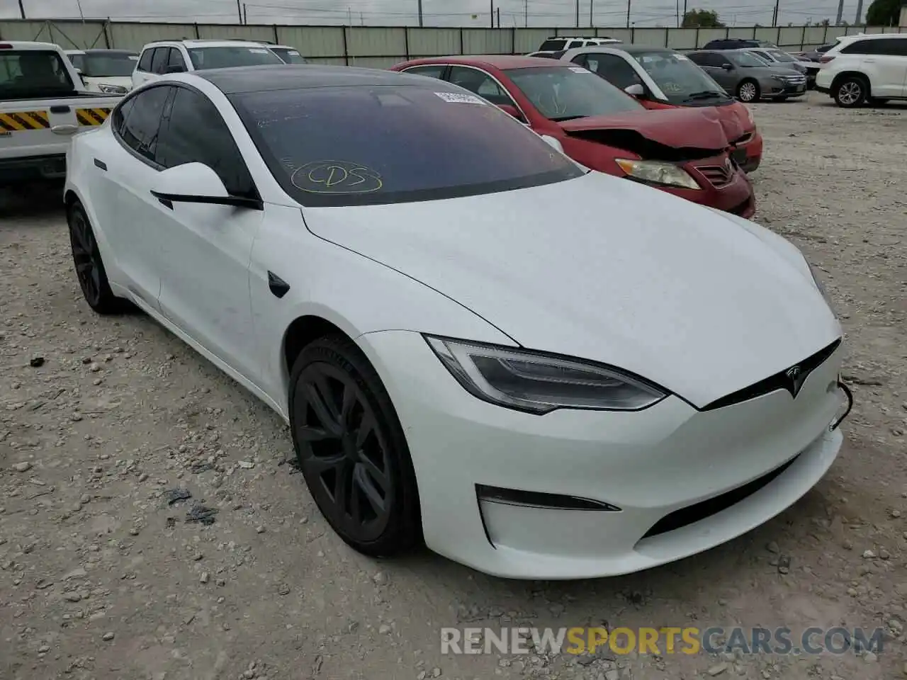 1 Photograph of a damaged car 5YJSA1E57MF432270 TESLA MODEL S 2021