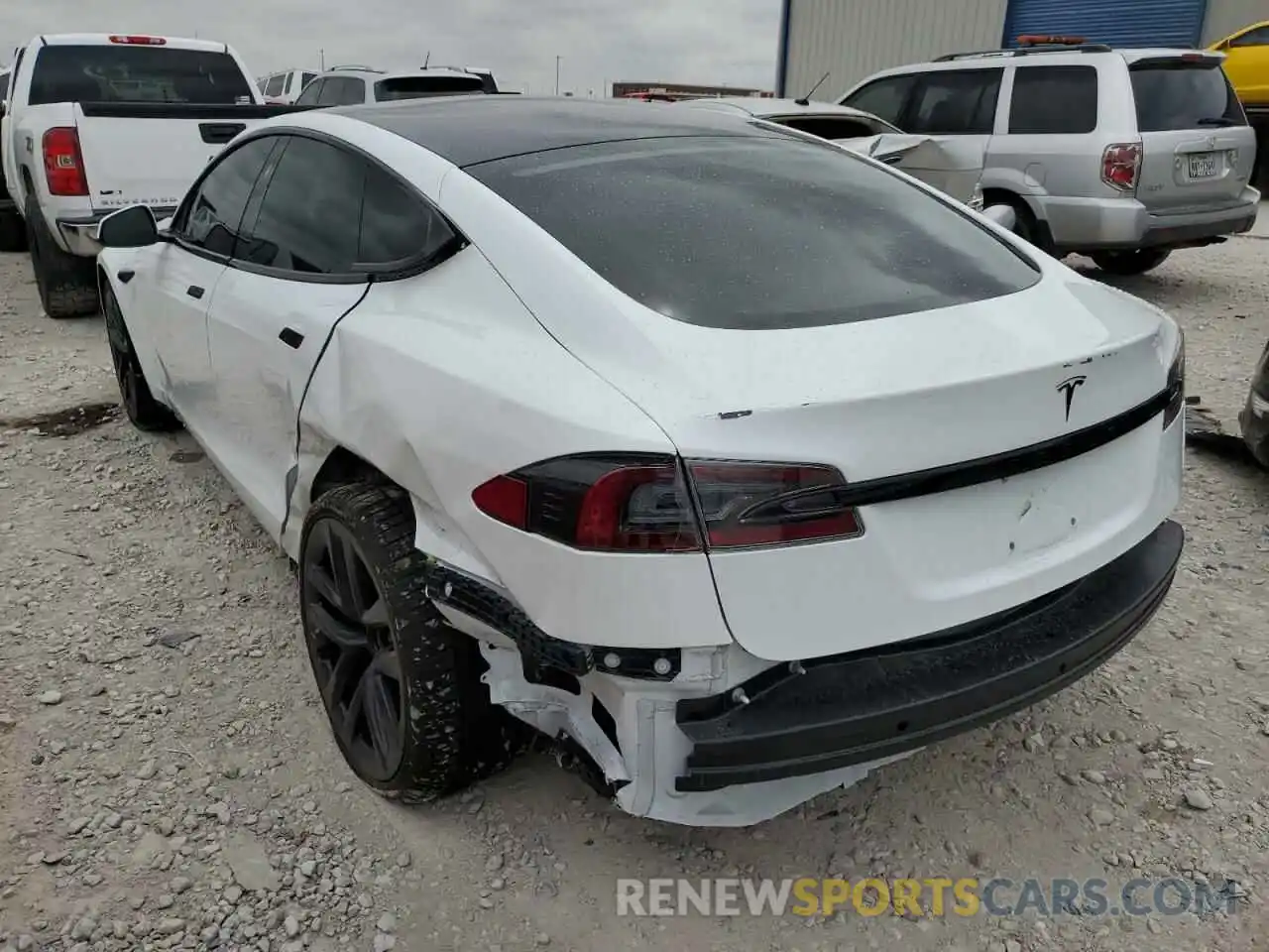 3 Photograph of a damaged car 5YJSA1E57MF432270 TESLA MODEL S 2021