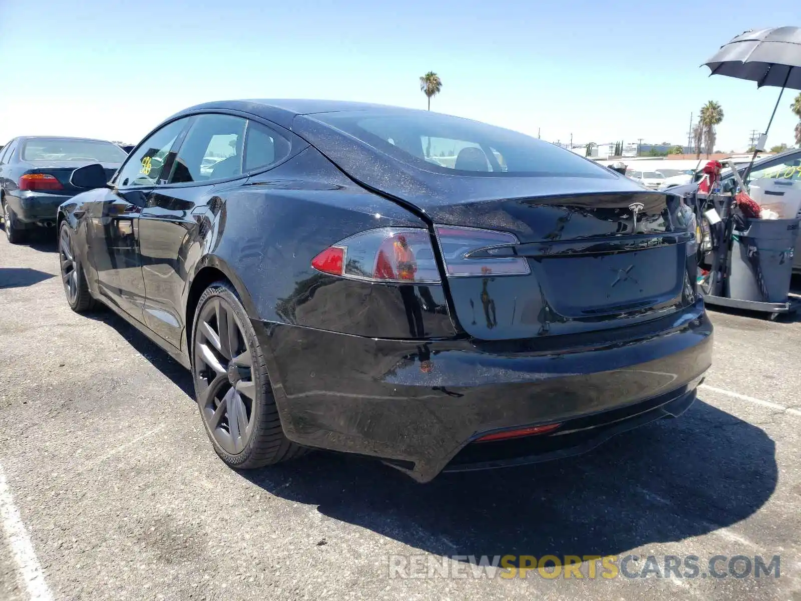 3 Photograph of a damaged car 5YJSA1E57MF432303 TESLA MODEL S 2021