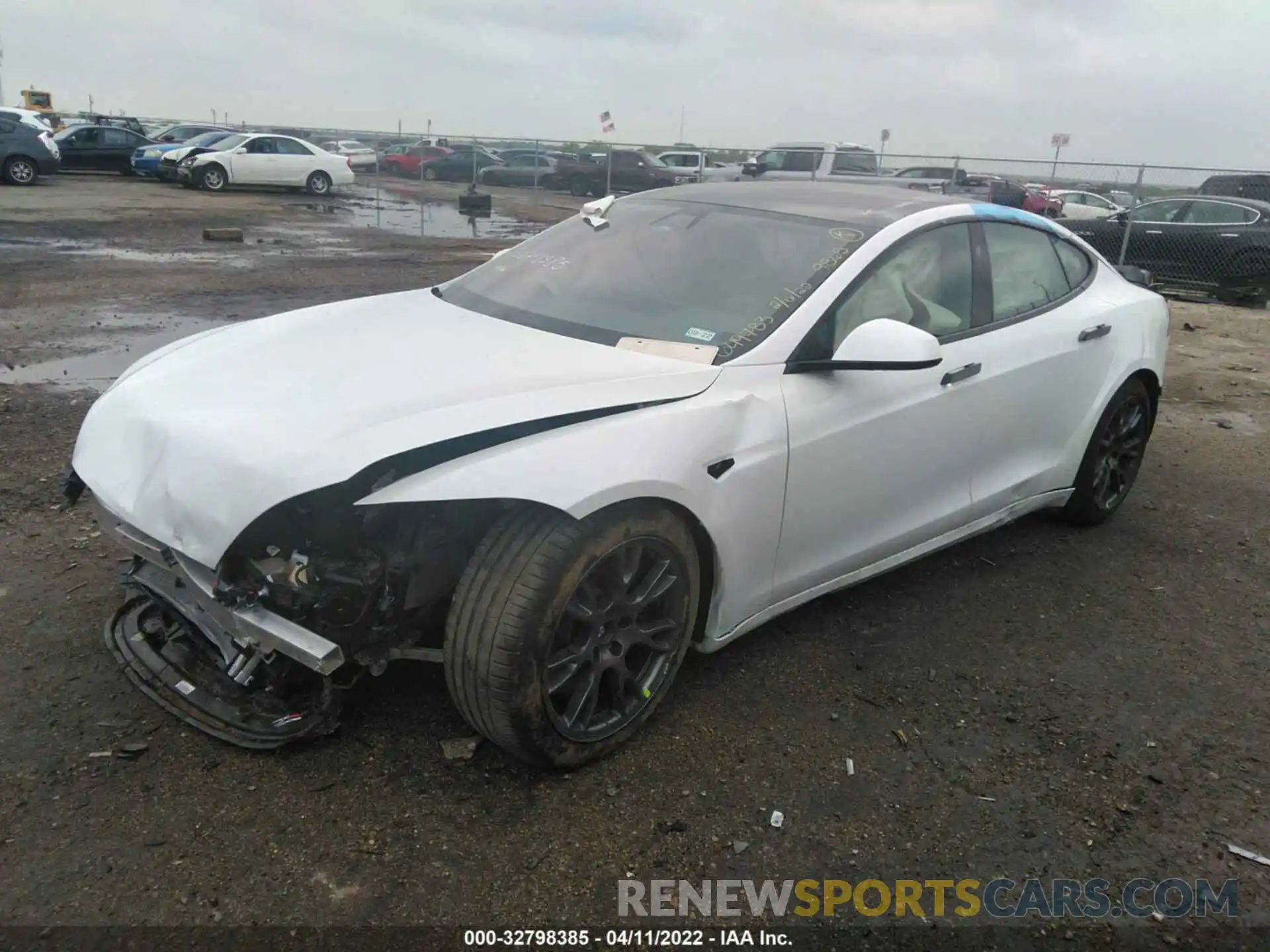 2 Photograph of a damaged car 5YJSA1E57MF439865 TESLA MODEL S 2021