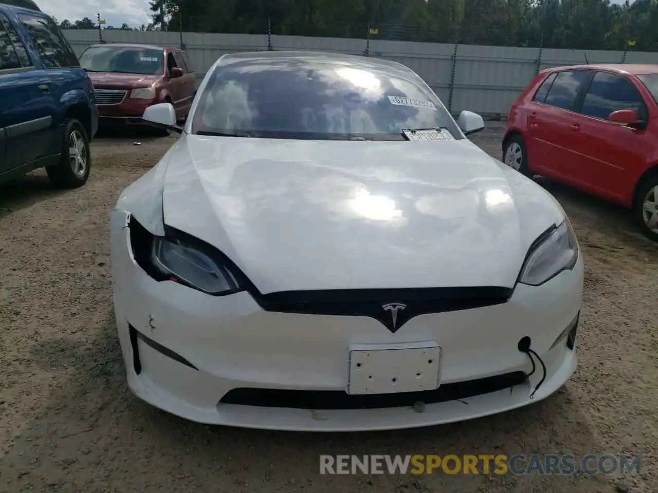 9 Photograph of a damaged car 5YJSA1E57MF441969 TESLA MODEL S 2021