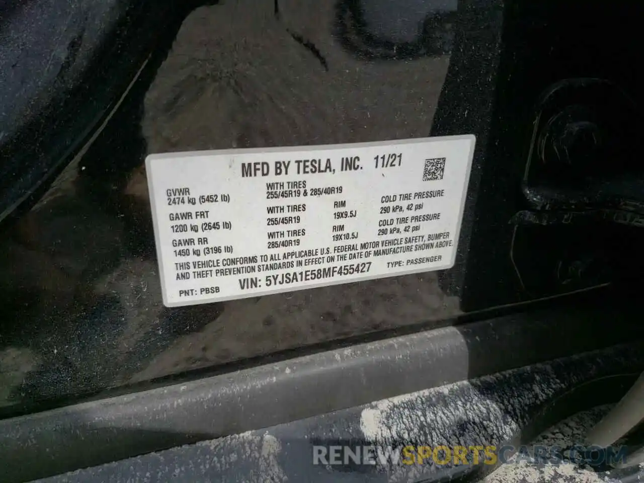 10 Photograph of a damaged car 5YJSA1E58MF455427 TESLA MODEL S 2021