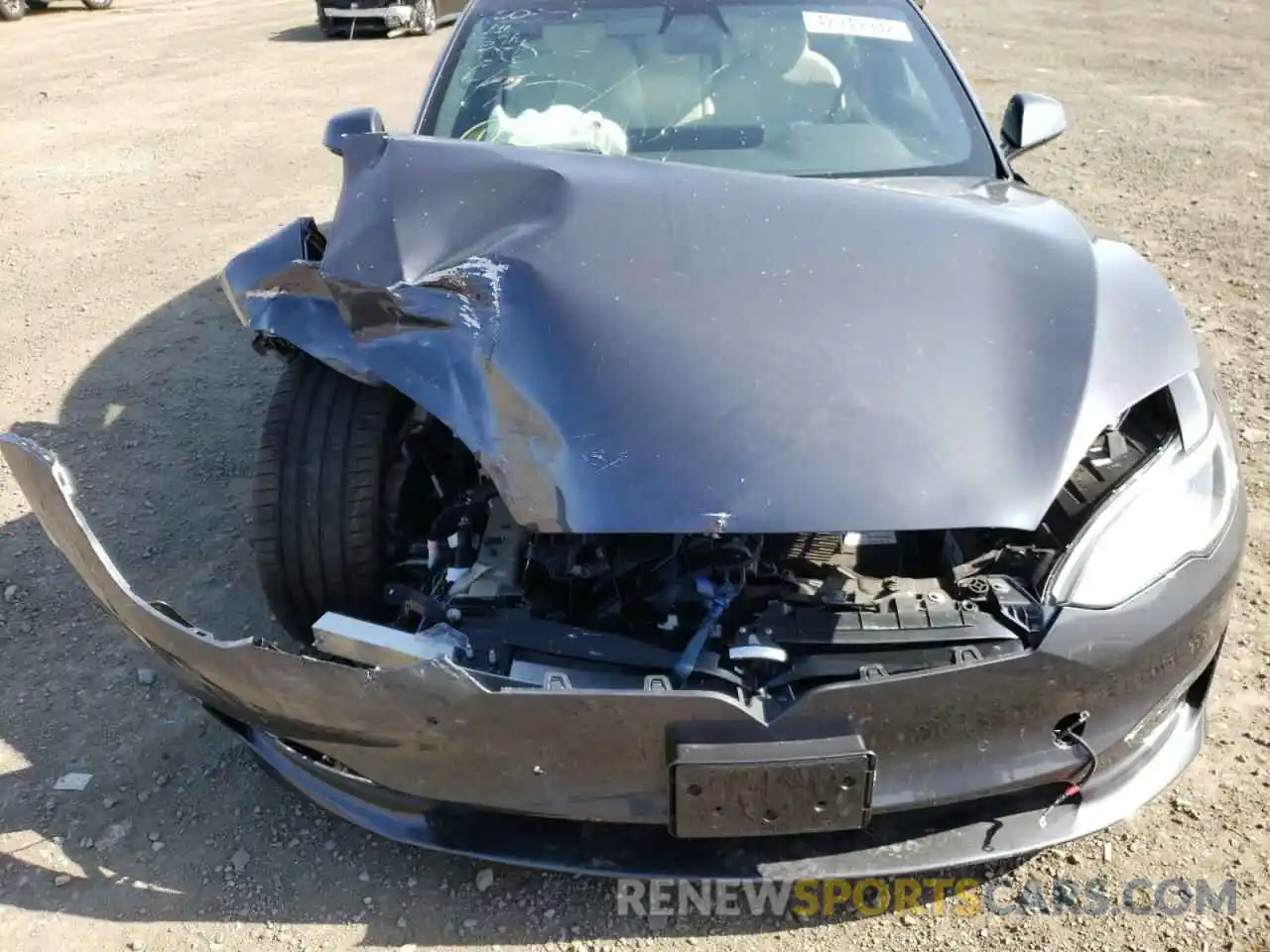 9 Photograph of a damaged car 5YJSA1E59MF436112 TESLA MODEL S 2021