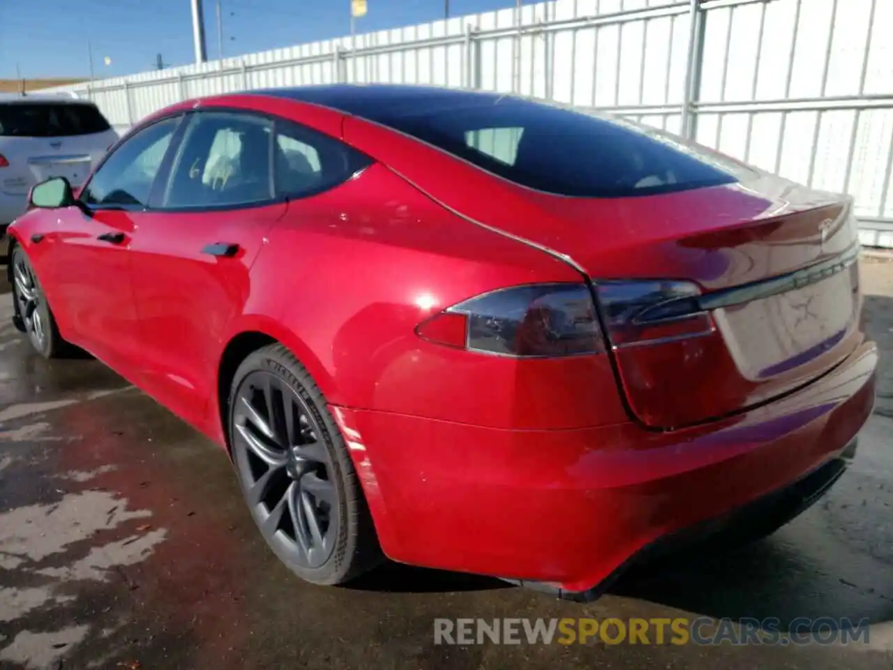 3 Photograph of a damaged car 5YJSA1E59MF436675 TESLA MODEL S 2021