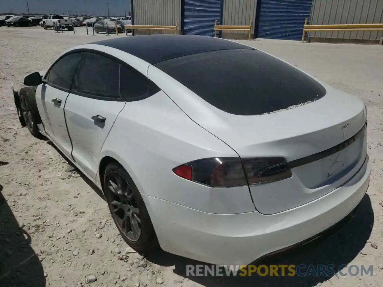 3 Photograph of a damaged car 5YJSA1E59MF442217 TESLA MODEL S 2021