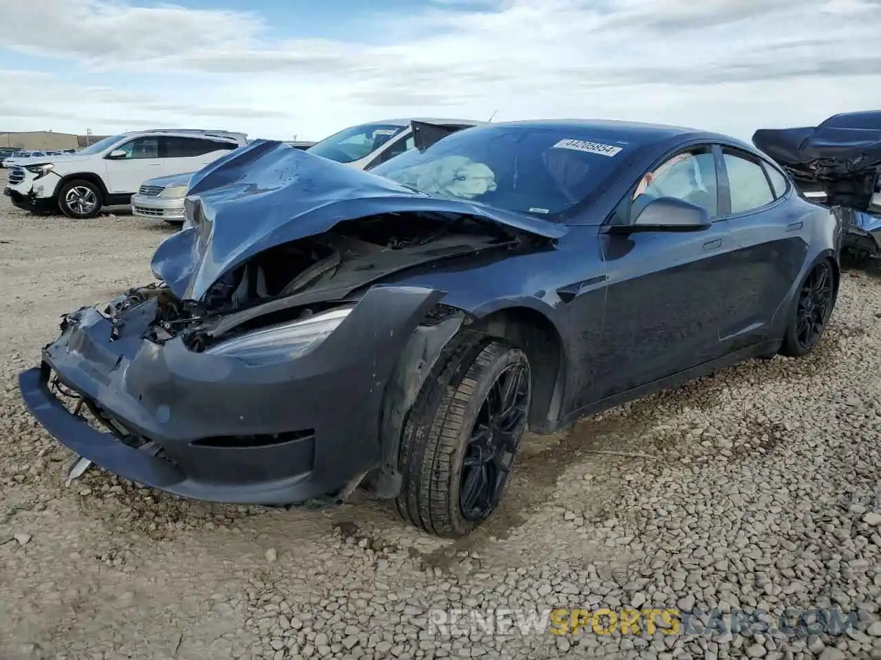 1 Photograph of a damaged car 5YJSA1E5XMF433428 TESLA MODEL S 2021