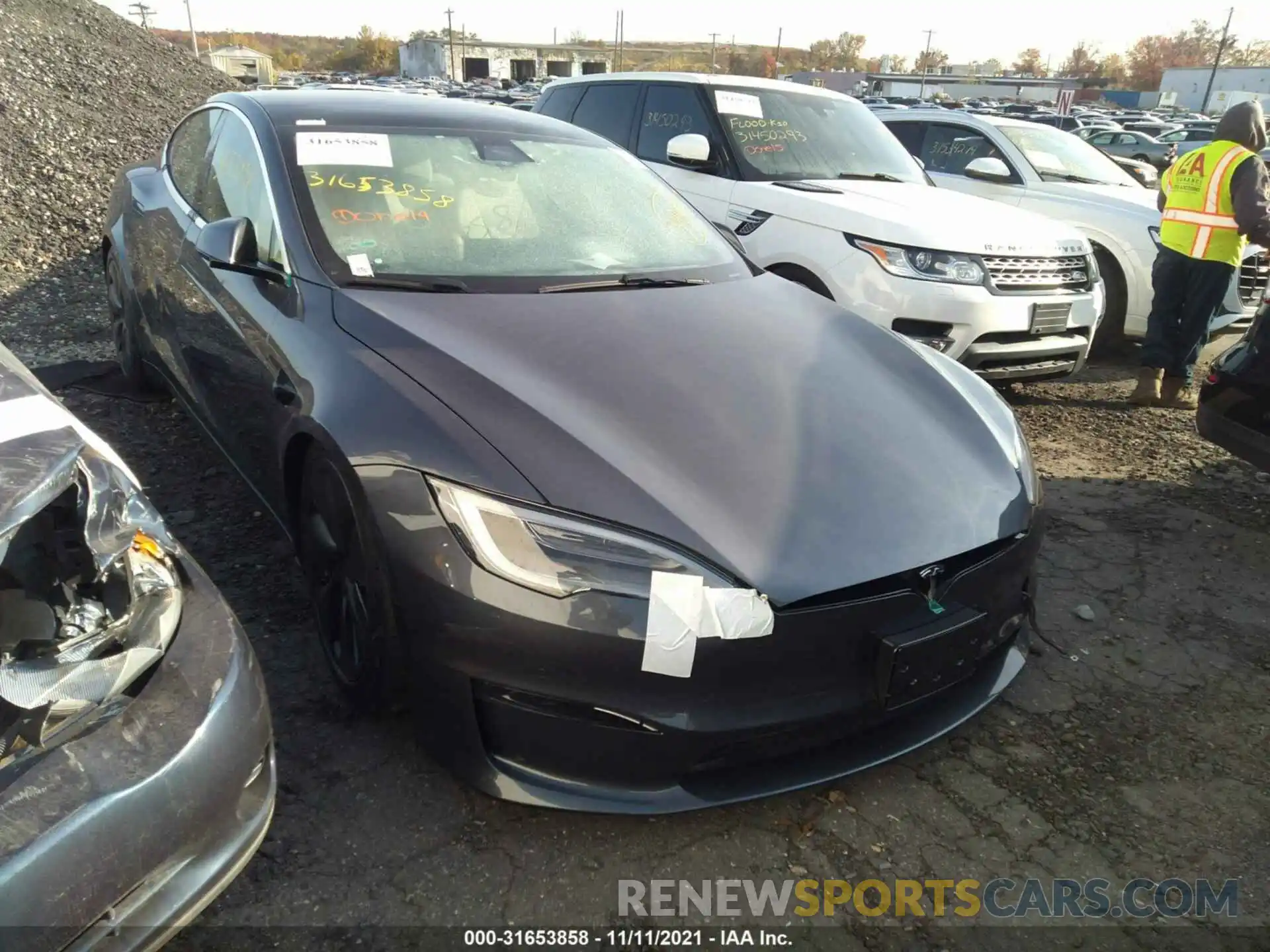 1 Photograph of a damaged car 5YJSA1E5XMF440010 TESLA MODEL S 2021