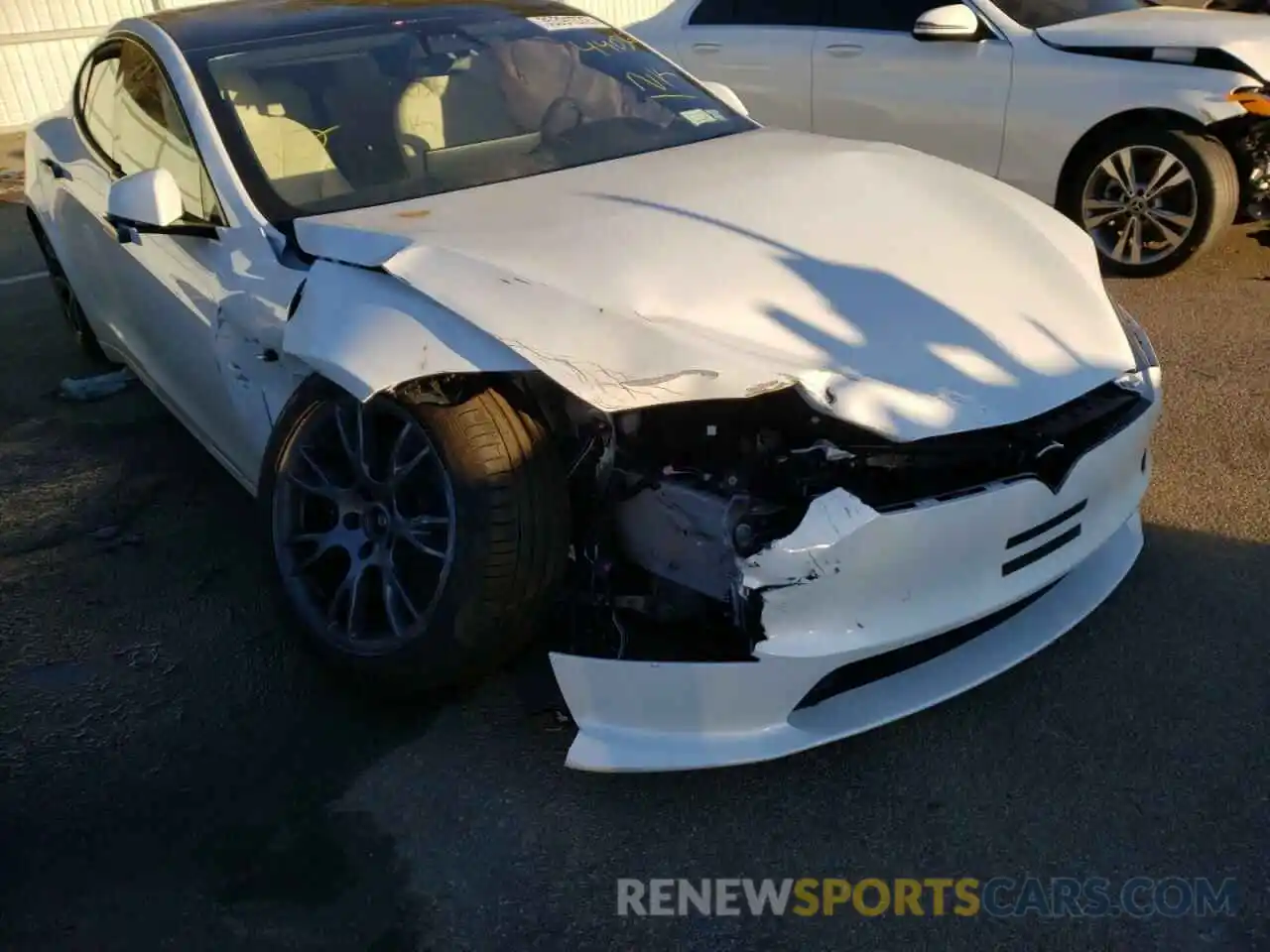 9 Photograph of a damaged car 5YJSA1E5XMF440363 TESLA MODEL S 2021