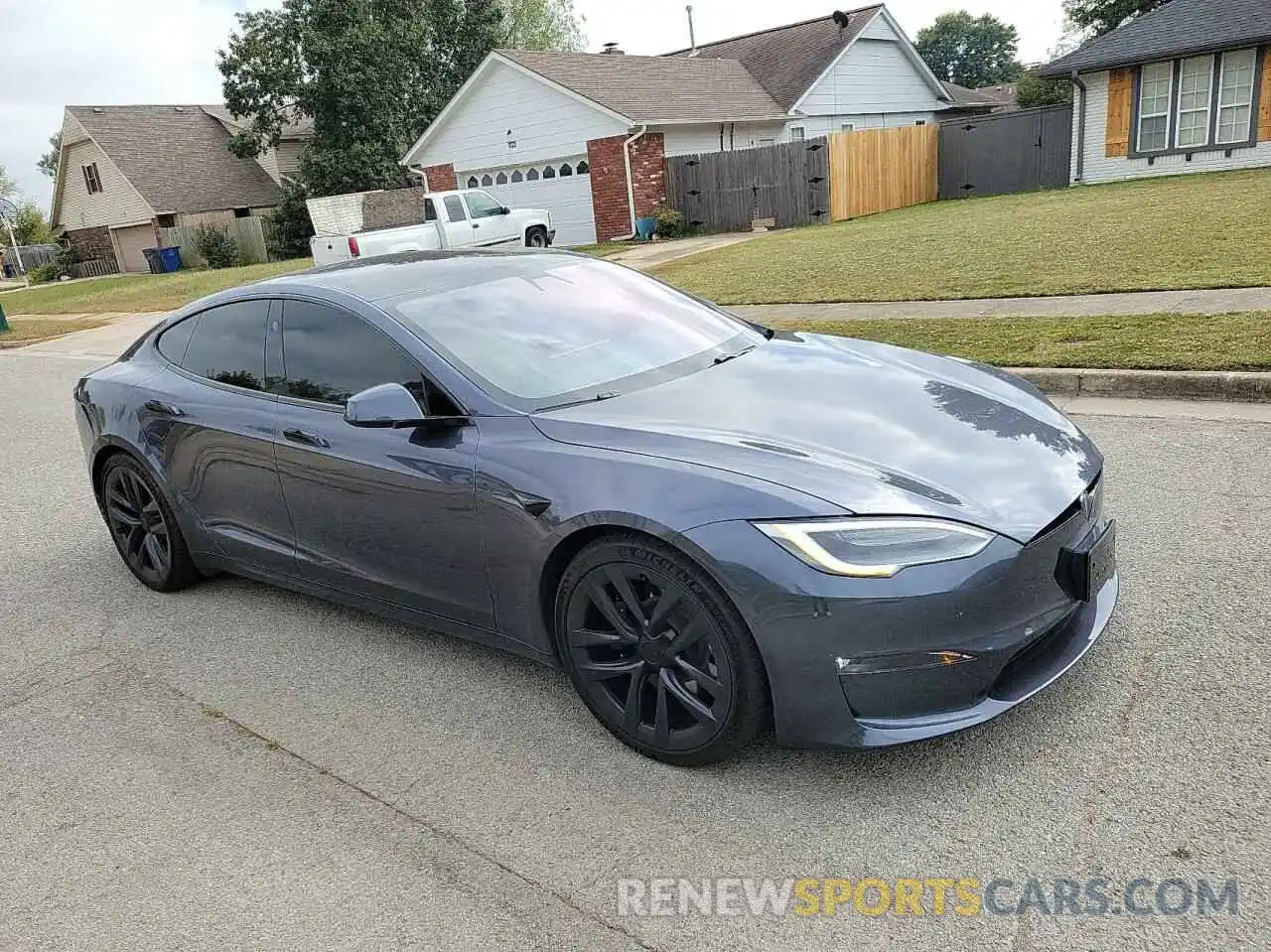 1 Photograph of a damaged car 5YJSA1E60MF430658 TESLA MODEL S 2021