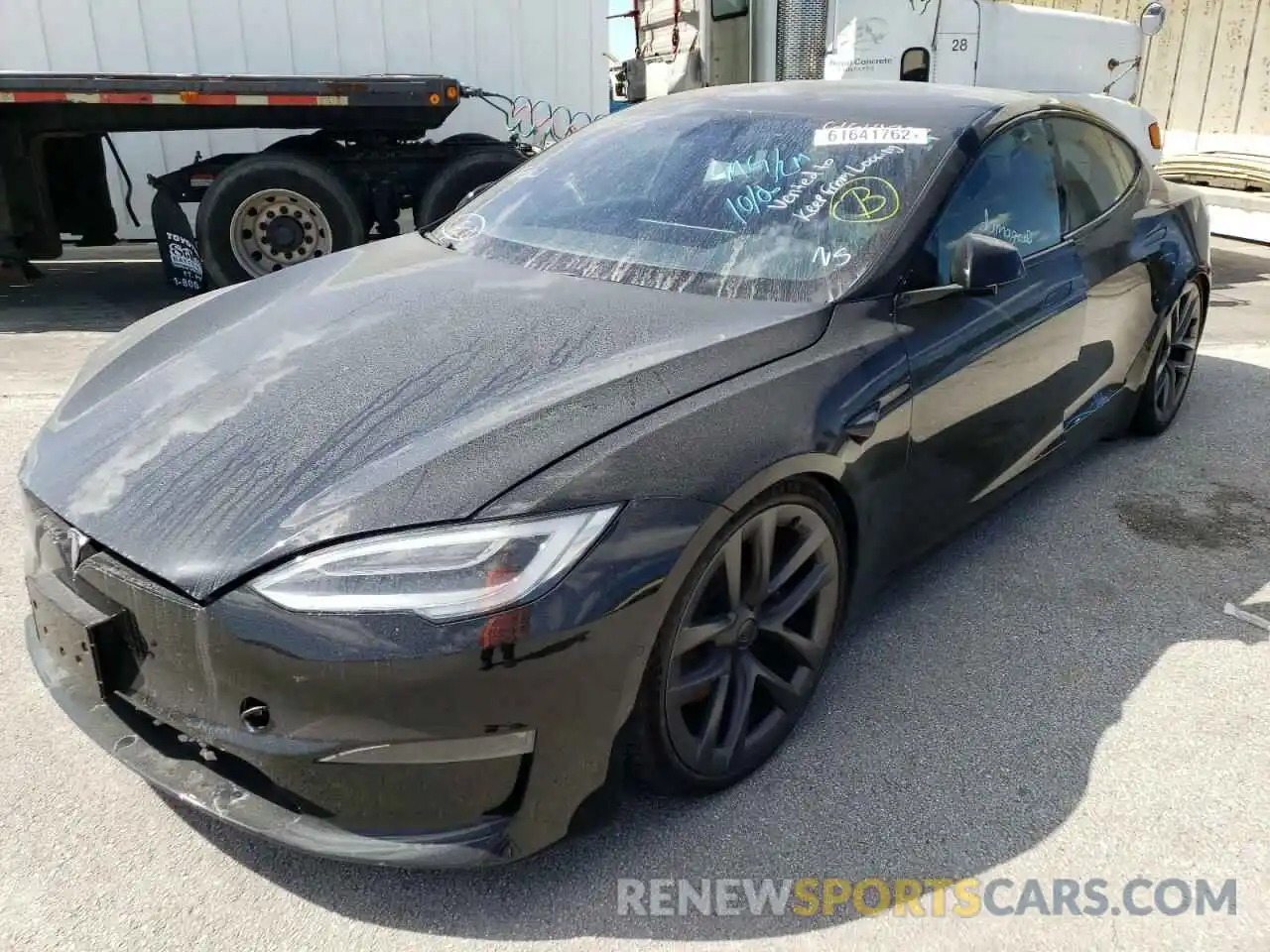 2 Photograph of a damaged car 5YJSA1E60MF435679 TESLA MODEL S 2021