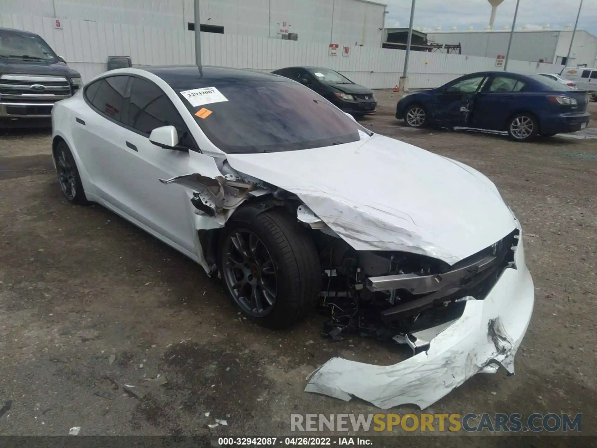 1 Photograph of a damaged car 5YJSA1E60MF449565 TESLA MODEL S 2021