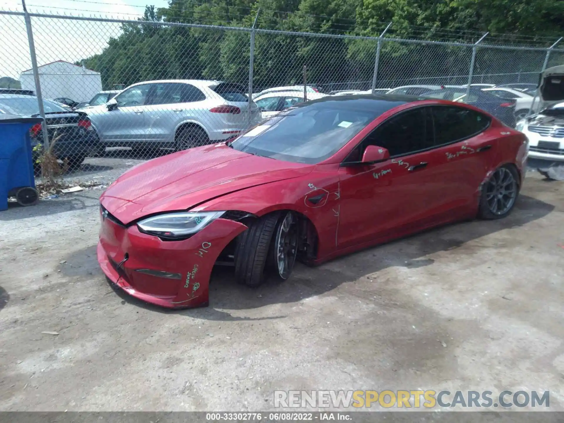 2 Photograph of a damaged car 5YJSA1E61MF440843 TESLA MODEL S 2021