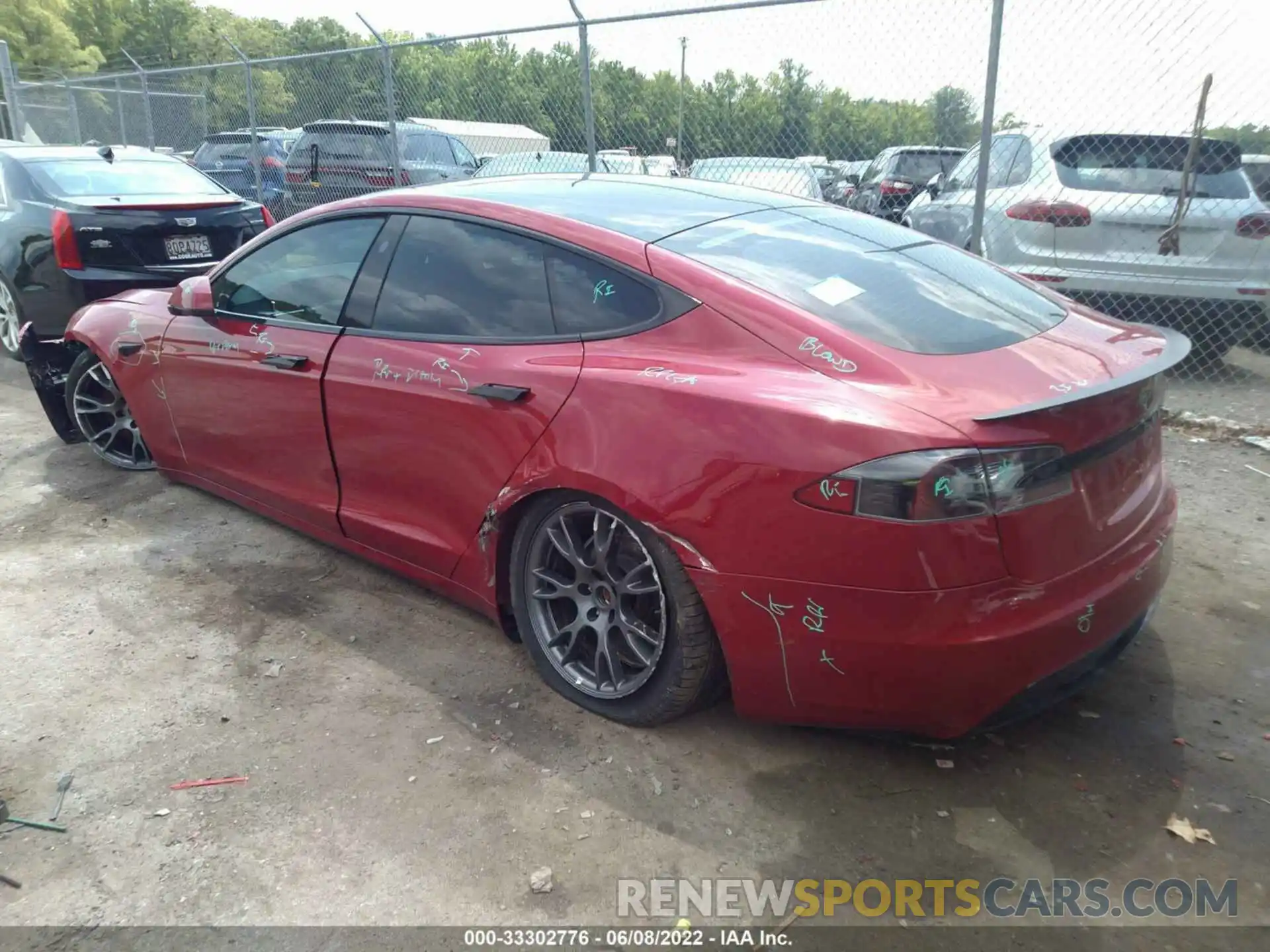 3 Photograph of a damaged car 5YJSA1E61MF440843 TESLA MODEL S 2021