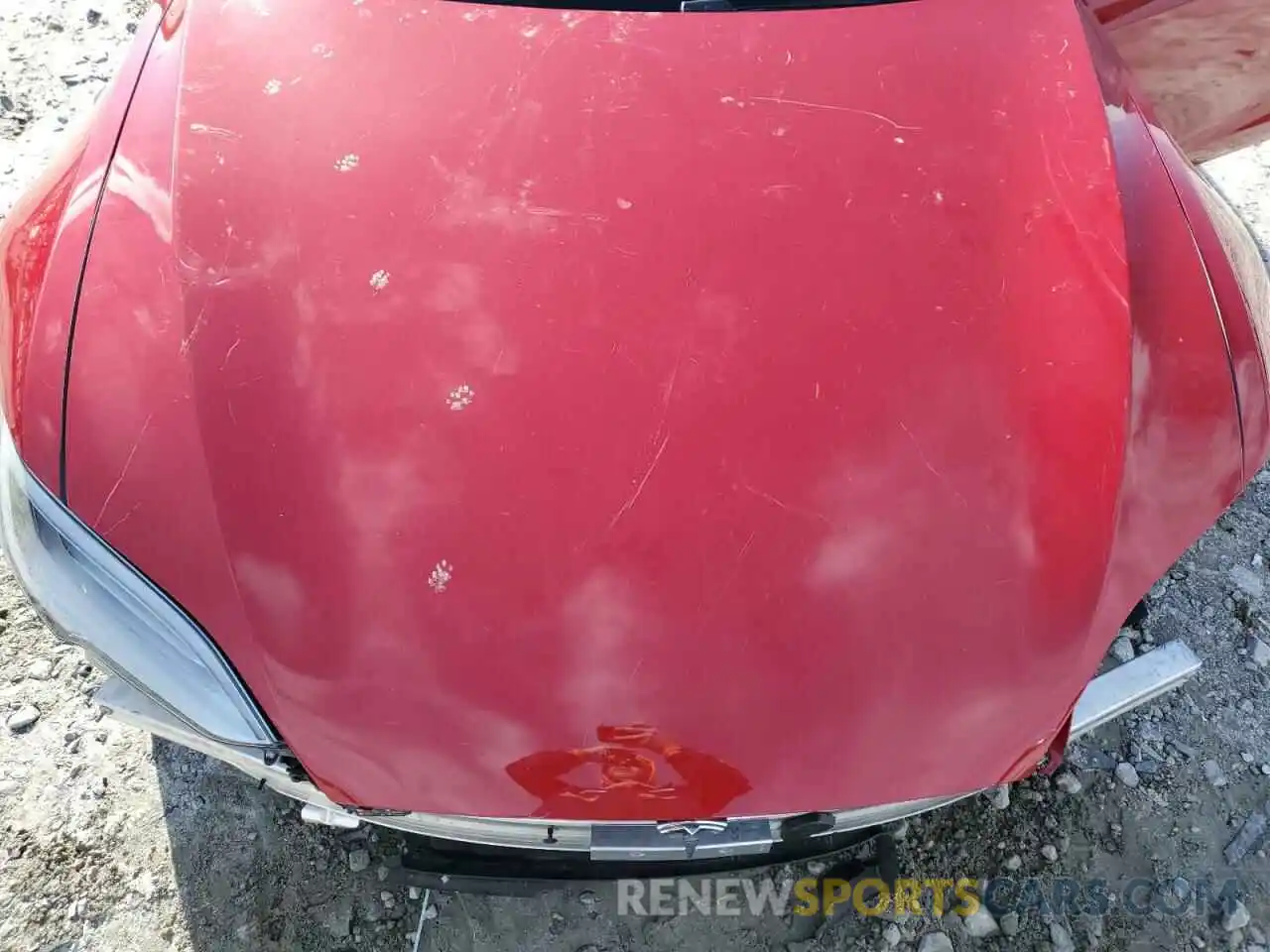 11 Photograph of a damaged car 5YJSA1E61MF451017 TESLA MODEL S 2021