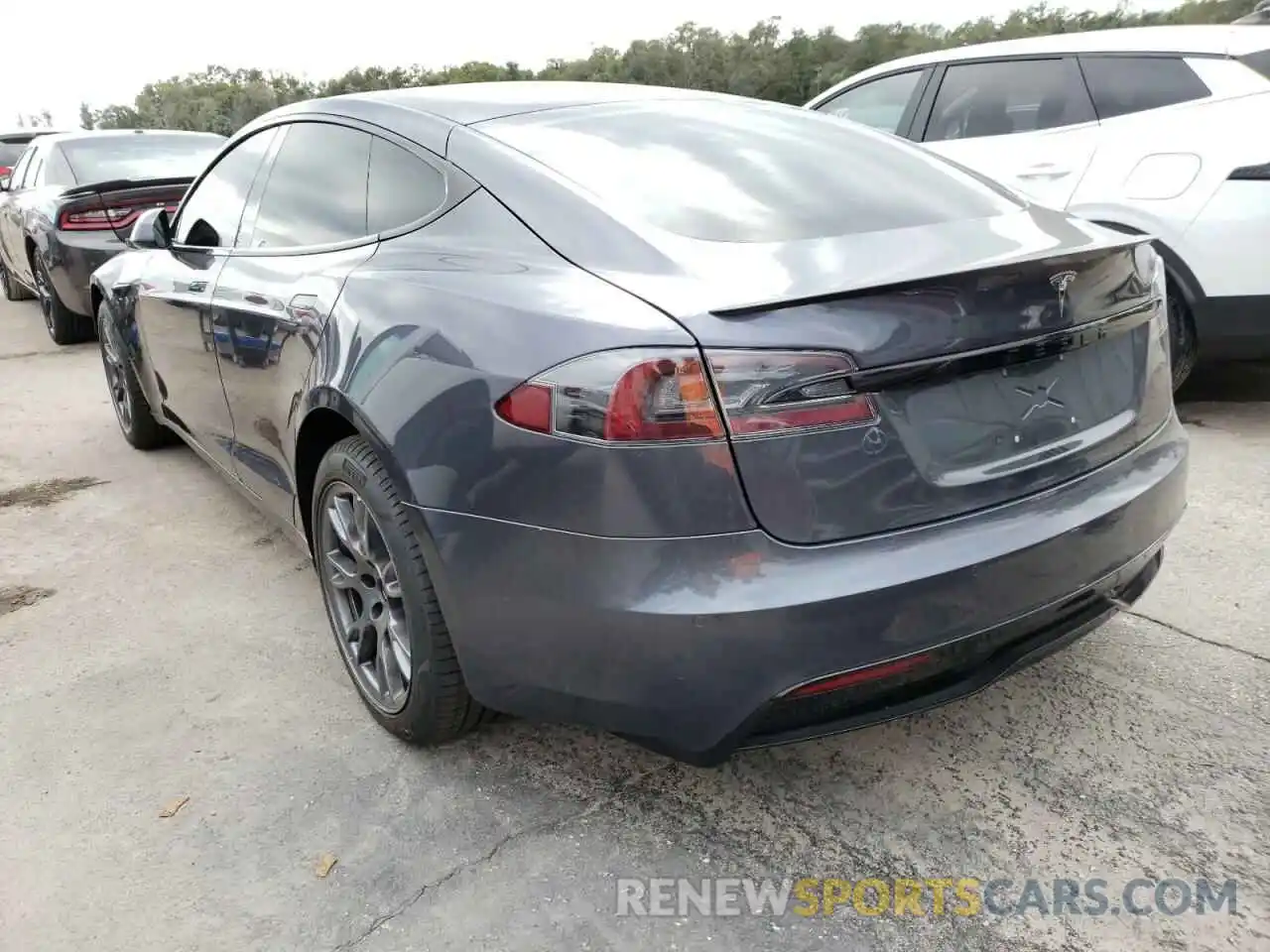 3 Photograph of a damaged car 5YJSA1E61MF452250 TESLA MODEL S 2021