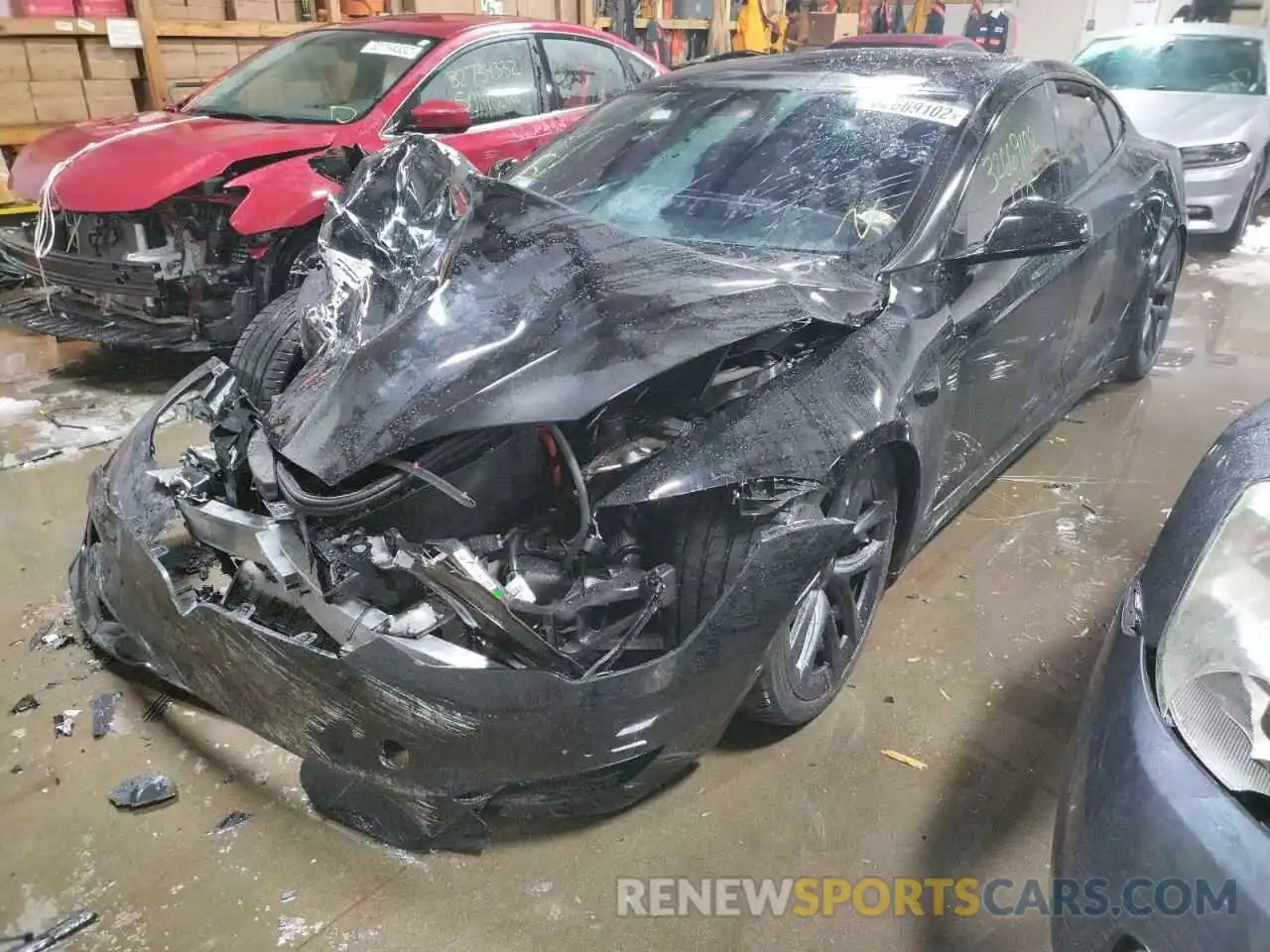 2 Photograph of a damaged car 5YJSA1E61MF454693 TESLA MODEL S 2021