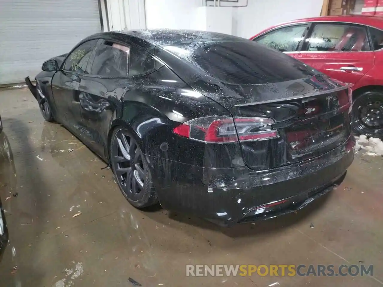 3 Photograph of a damaged car 5YJSA1E61MF454693 TESLA MODEL S 2021