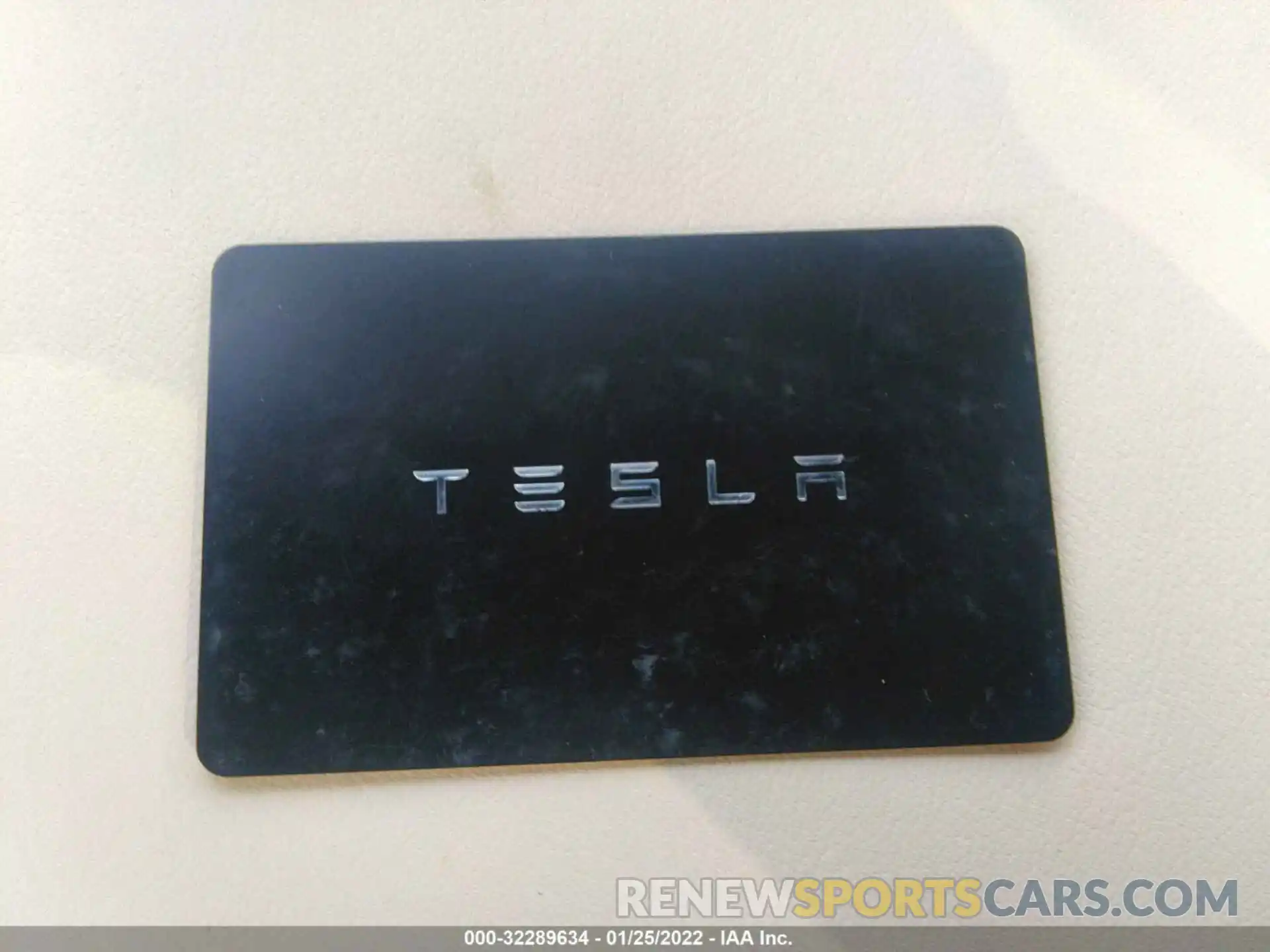 11 Photograph of a damaged car 5YJSA1E62MF440995 TESLA MODEL S 2021