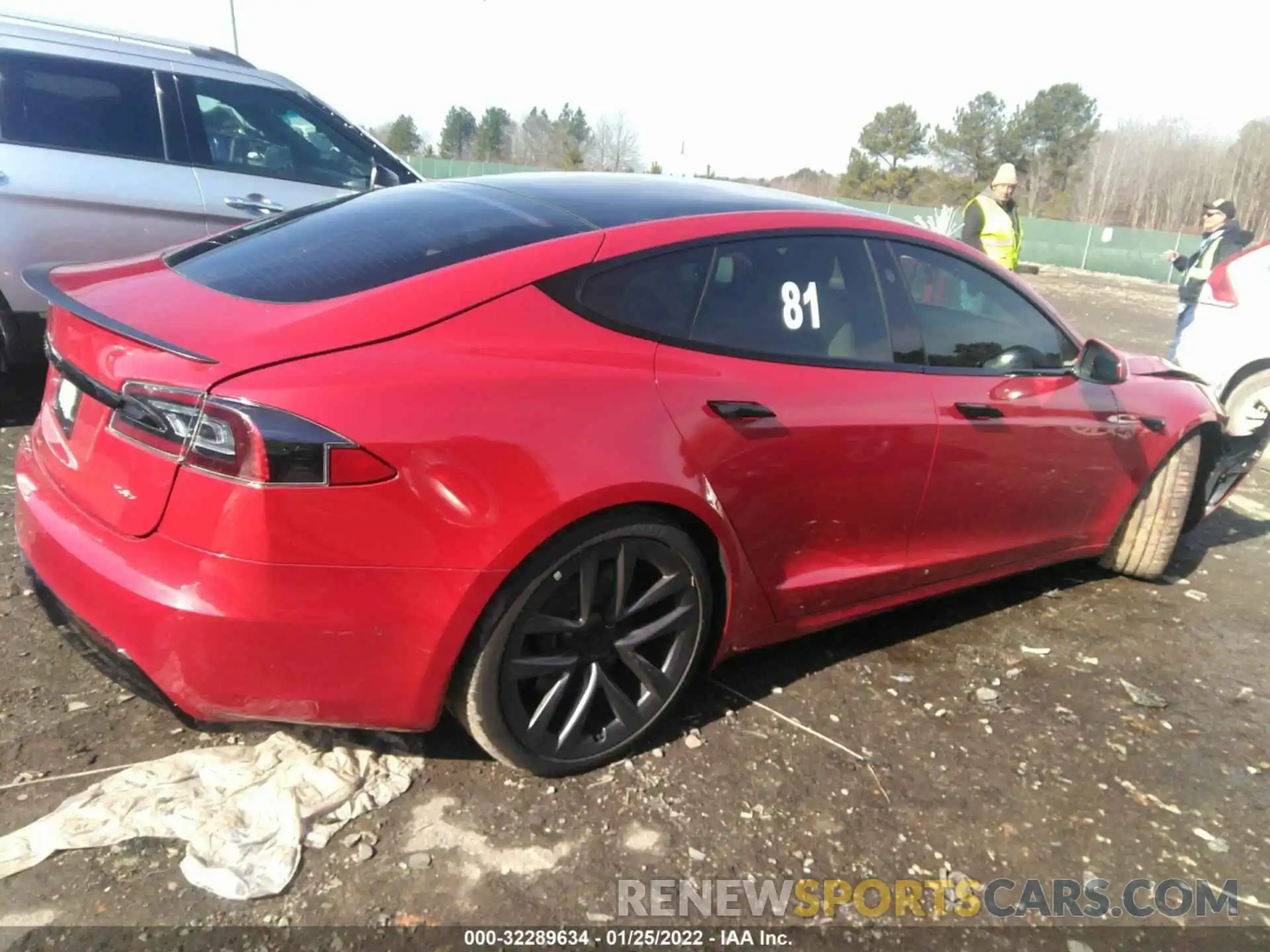 4 Photograph of a damaged car 5YJSA1E62MF440995 TESLA MODEL S 2021