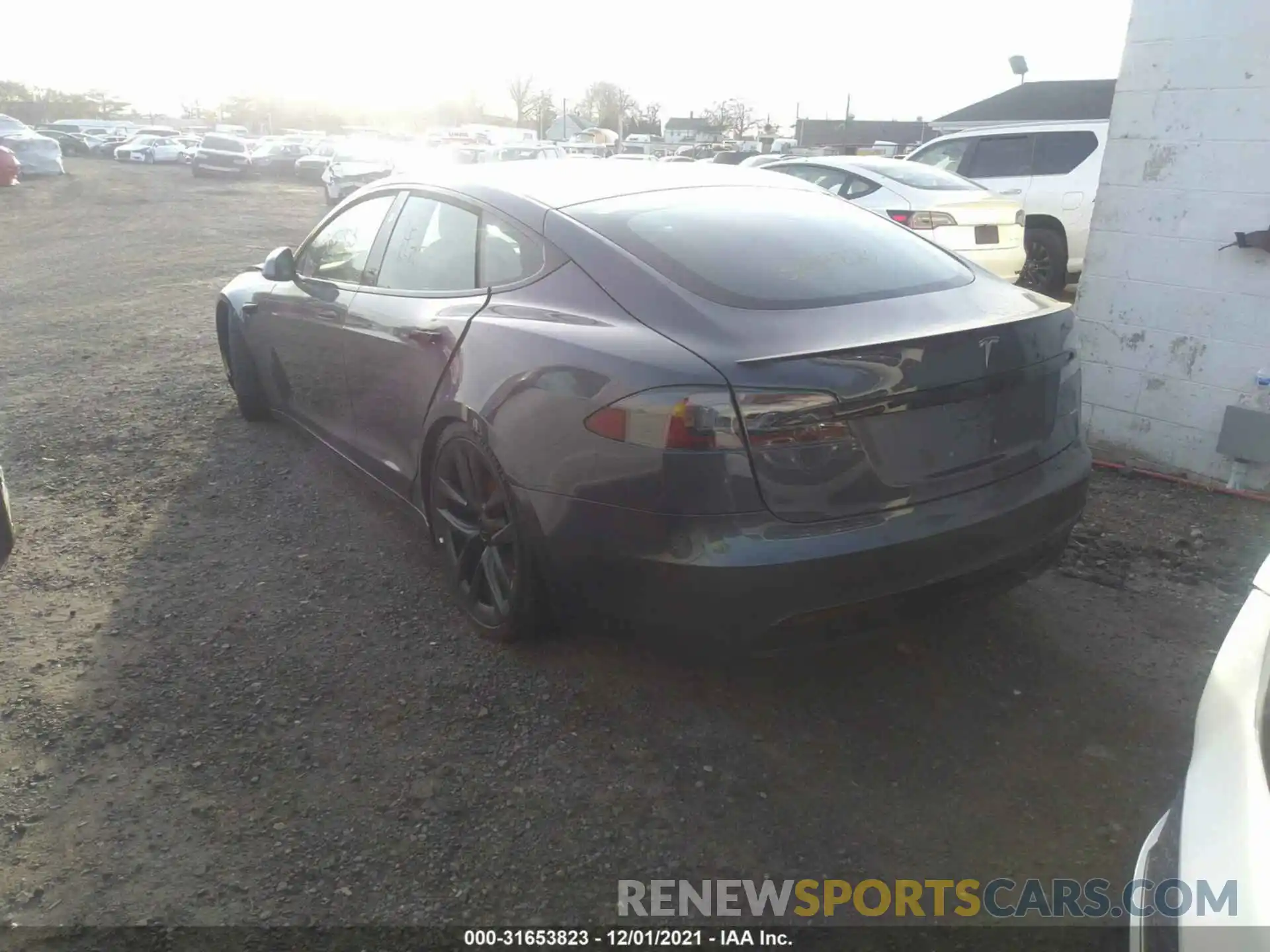 3 Photograph of a damaged car 5YJSA1E63MF431481 TESLA MODEL S 2021