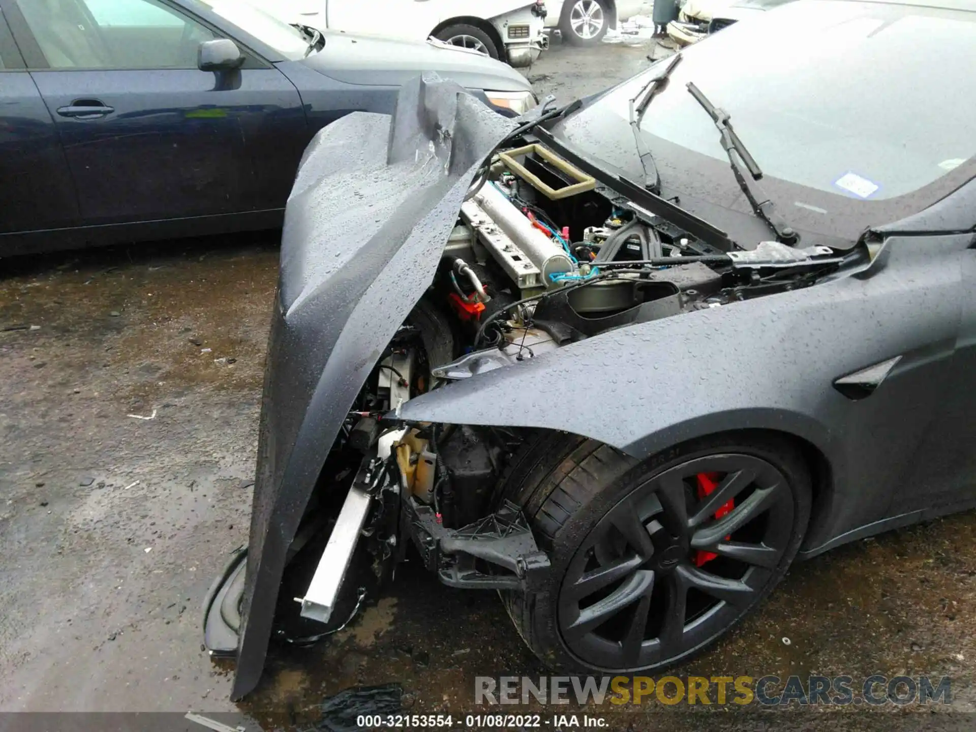 6 Photograph of a damaged car 5YJSA1E63MF431710 TESLA MODEL S 2021