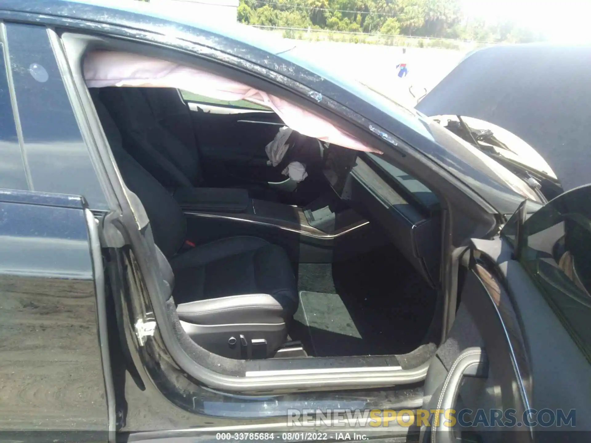 5 Photograph of a damaged car 5YJSA1E65MF431255 TESLA MODEL S 2021