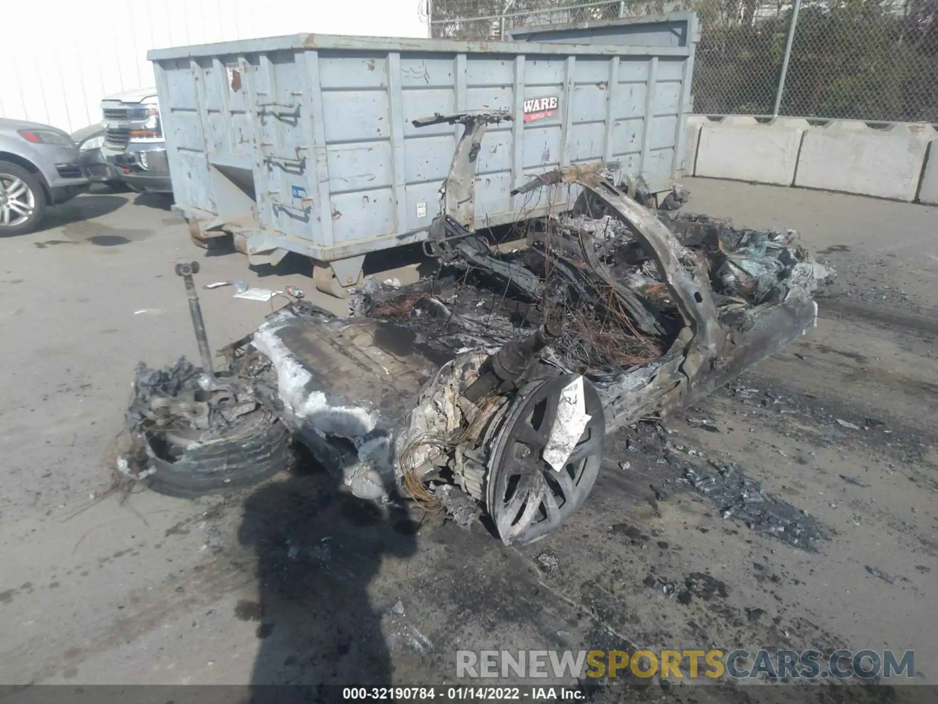 2 Photograph of a damaged car 5YJSA1E66MF437226 TESLA MODEL S 2021