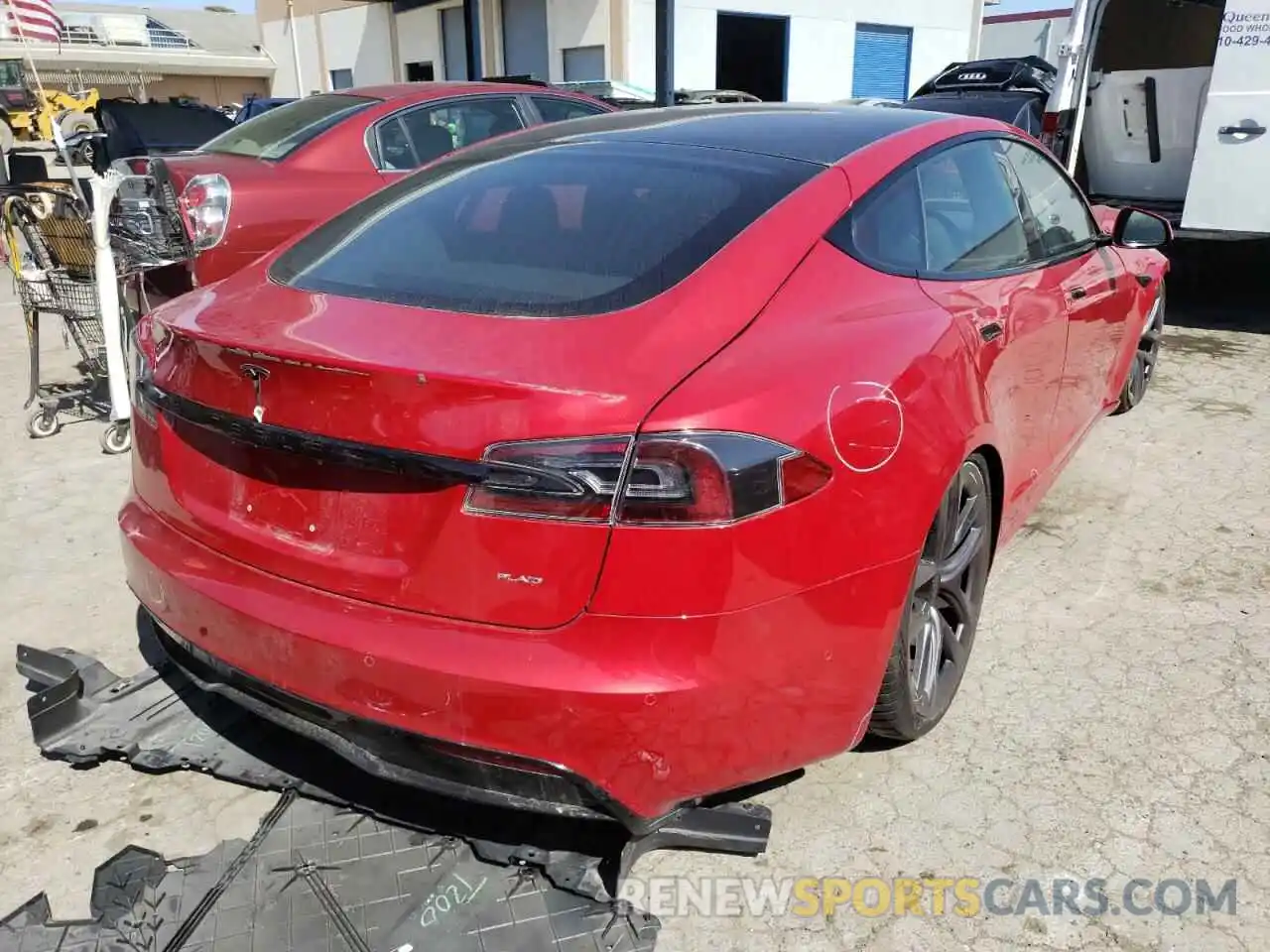 4 Фотография поврежденного автомобиля 5YJSA1E67MF436022 TESLA MODEL S 2021