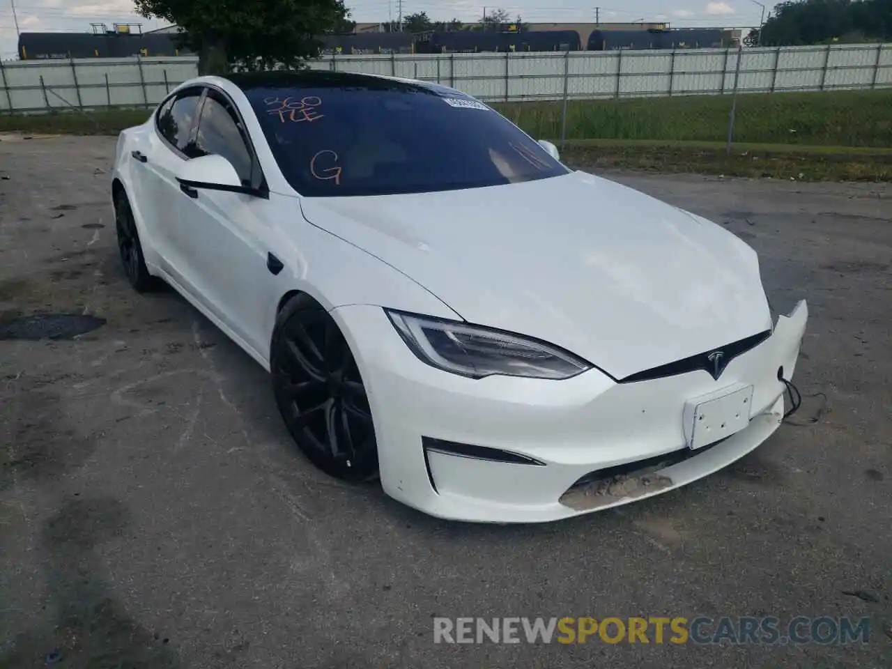 1 Photograph of a damaged car 5YJSA1E67MF437994 TESLA MODEL S 2021