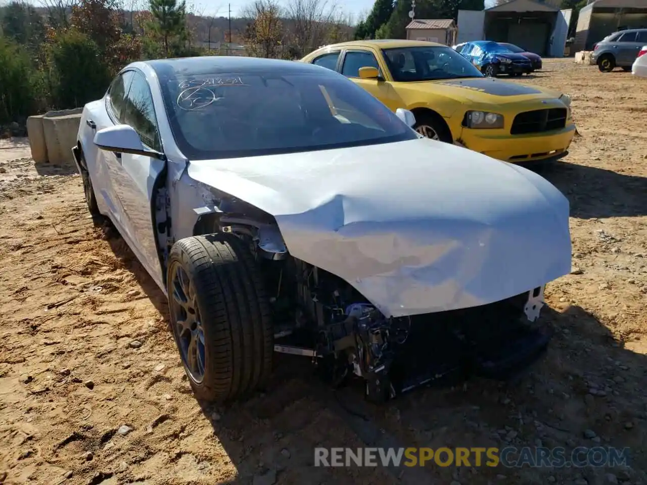 1 Photograph of a damaged car 5YJSA1E67MF438384 TESLA MODEL S 2021