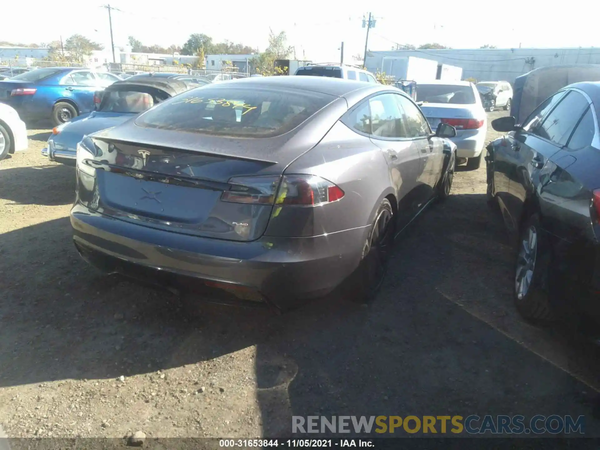 4 Photograph of a damaged car 5YJSA1E67MF439213 TESLA MODEL S 2021