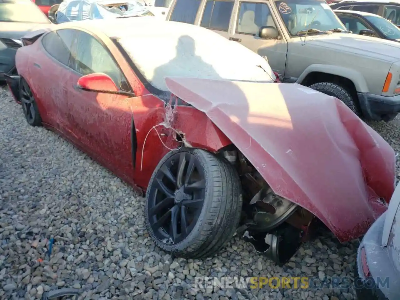 1 Photograph of a damaged car 5YJSA1E67MF442922 TESLA MODEL S 2021