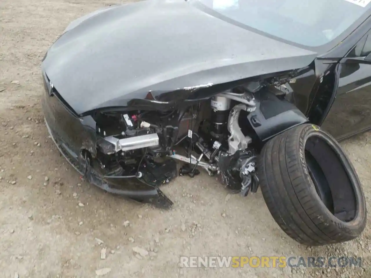 9 Photograph of a damaged car 5YJSA1E67MF451247 TESLA MODEL S 2021