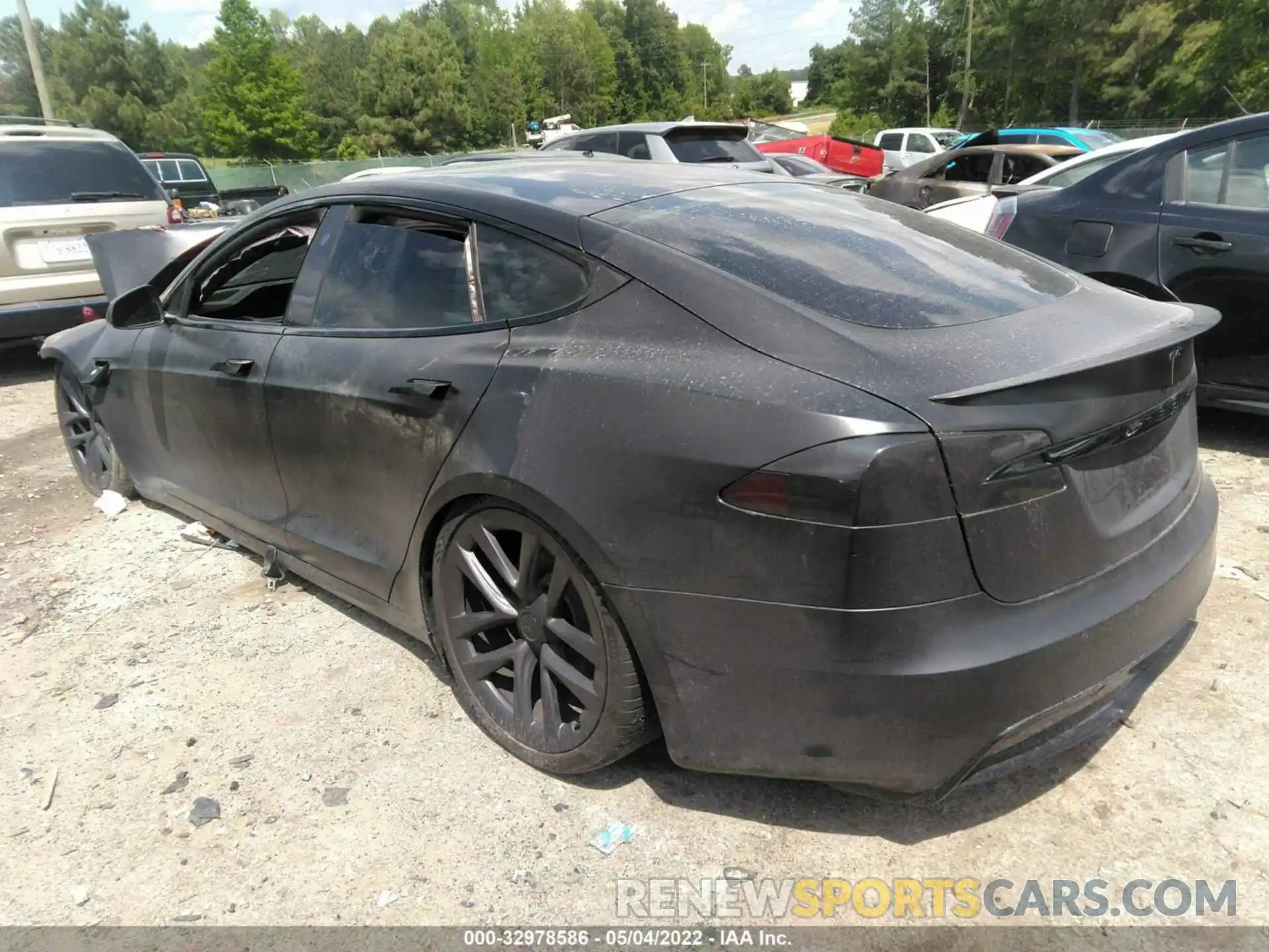 3 Photograph of a damaged car 5YJSA1E69MF436037 TESLA MODEL S 2021