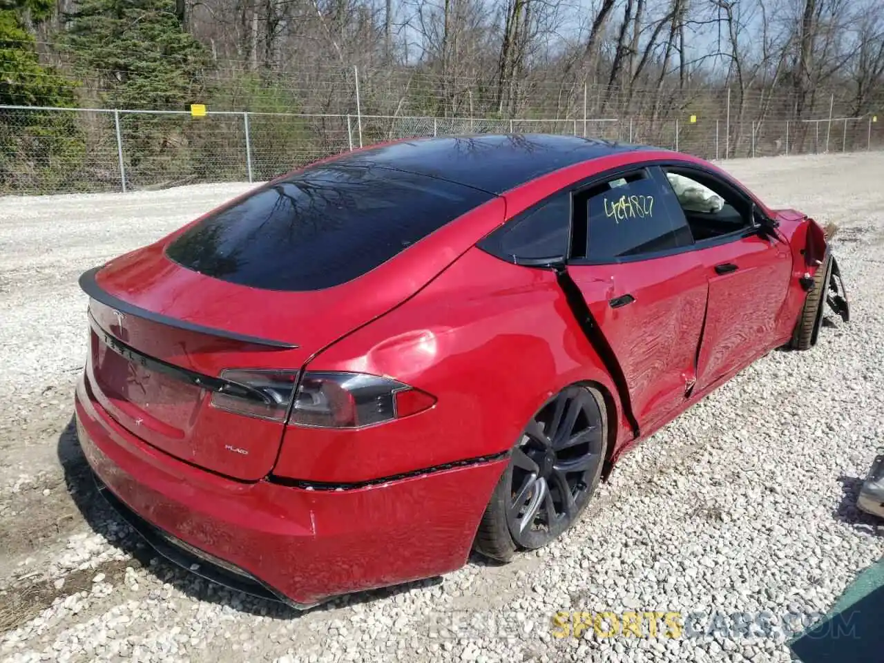 4 Photograph of a damaged car 5YJSA1E69MF437947 TESLA MODEL S 2021