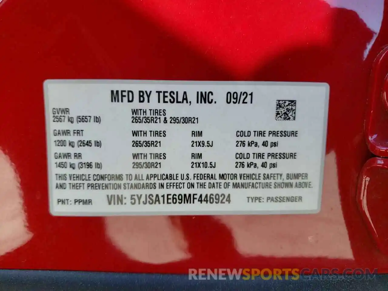 10 Photograph of a damaged car 5YJSA1E69MF446924 TESLA MODEL S 2021