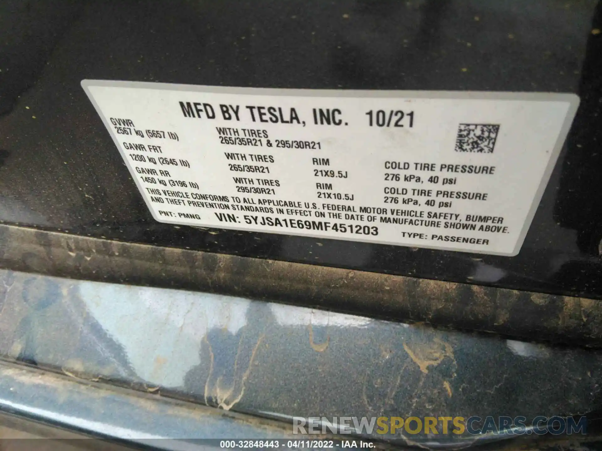 9 Photograph of a damaged car 5YJSA1E69MF451203 TESLA MODEL S 2021