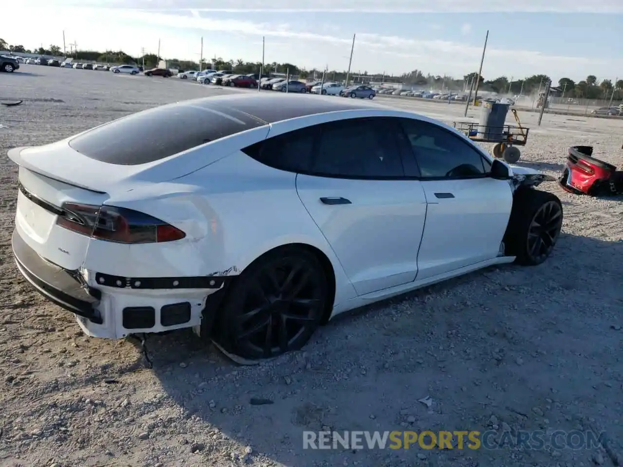 3 Photograph of a damaged car 5YJSA1E6XMF435091 TESLA MODEL S 2021