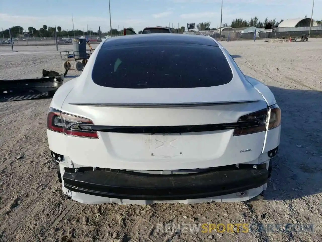 6 Photograph of a damaged car 5YJSA1E6XMF435091 TESLA MODEL S 2021