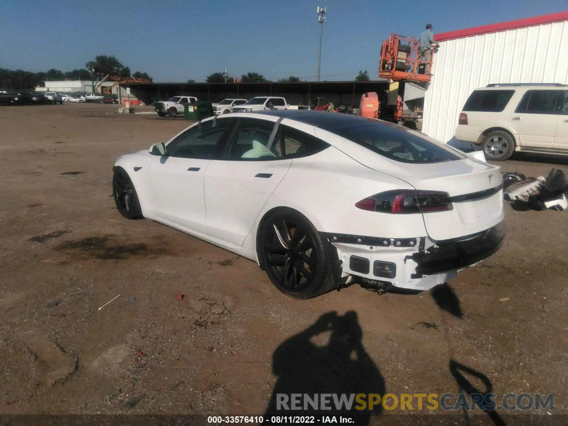 3 Photograph of a damaged car 5YJSA1E50NF467461 TESLA MODEL S 2022