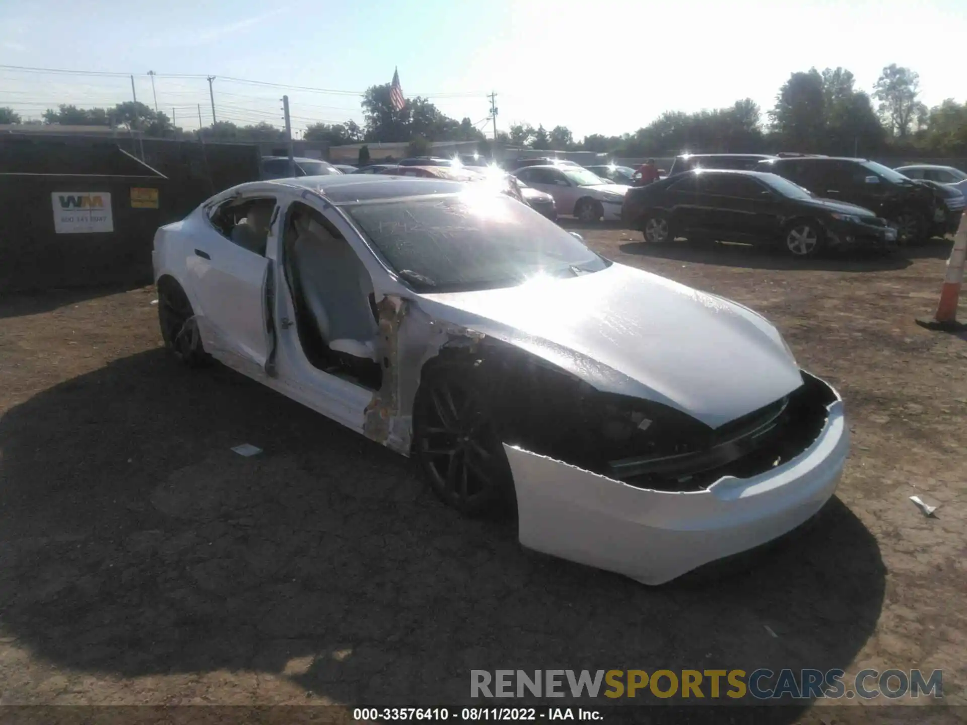 6 Photograph of a damaged car 5YJSA1E50NF467461 TESLA MODEL S 2022