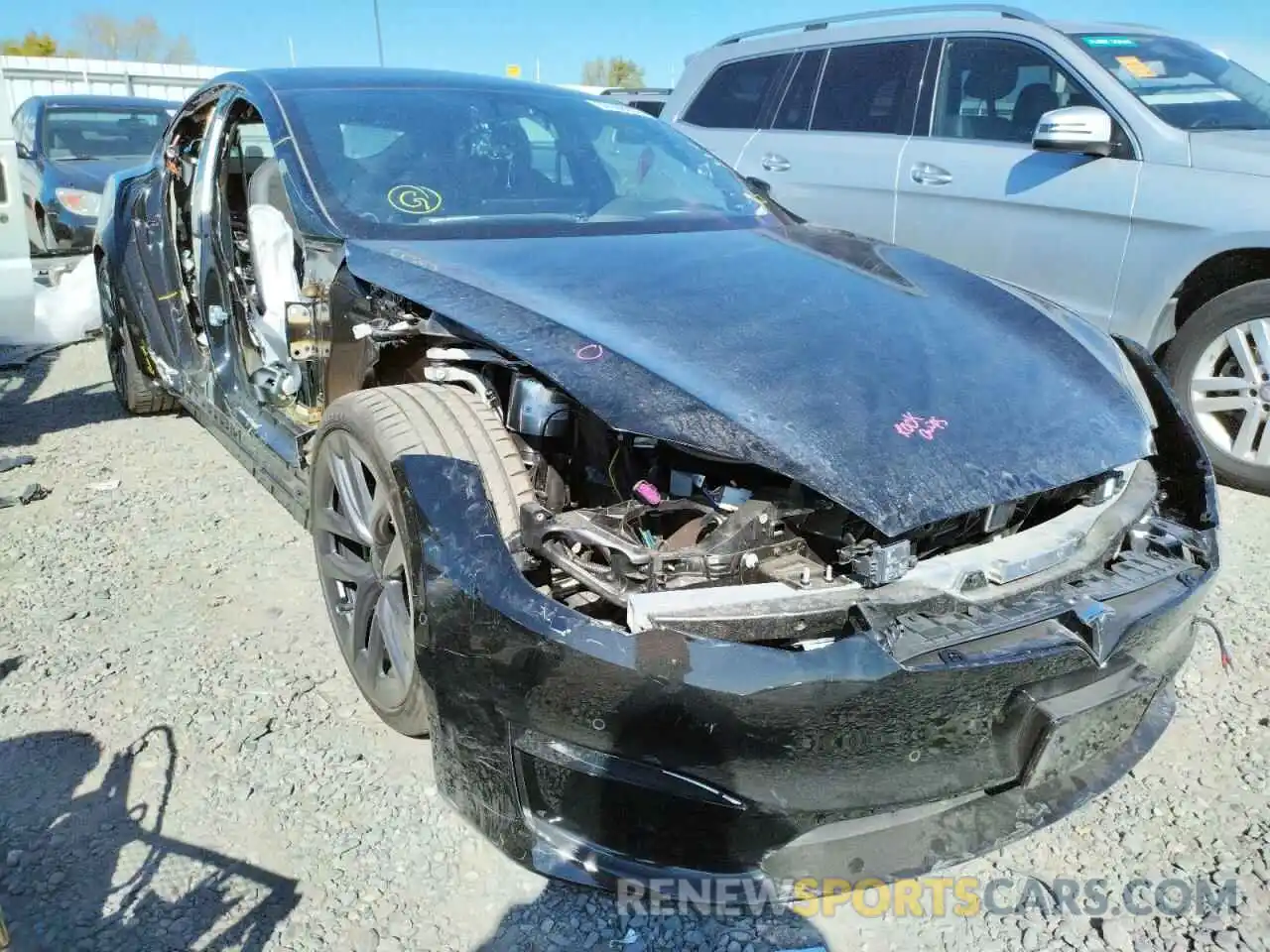 1 Photograph of a damaged car 5YJSA1E51NF465105 TESLA MODEL S 2022