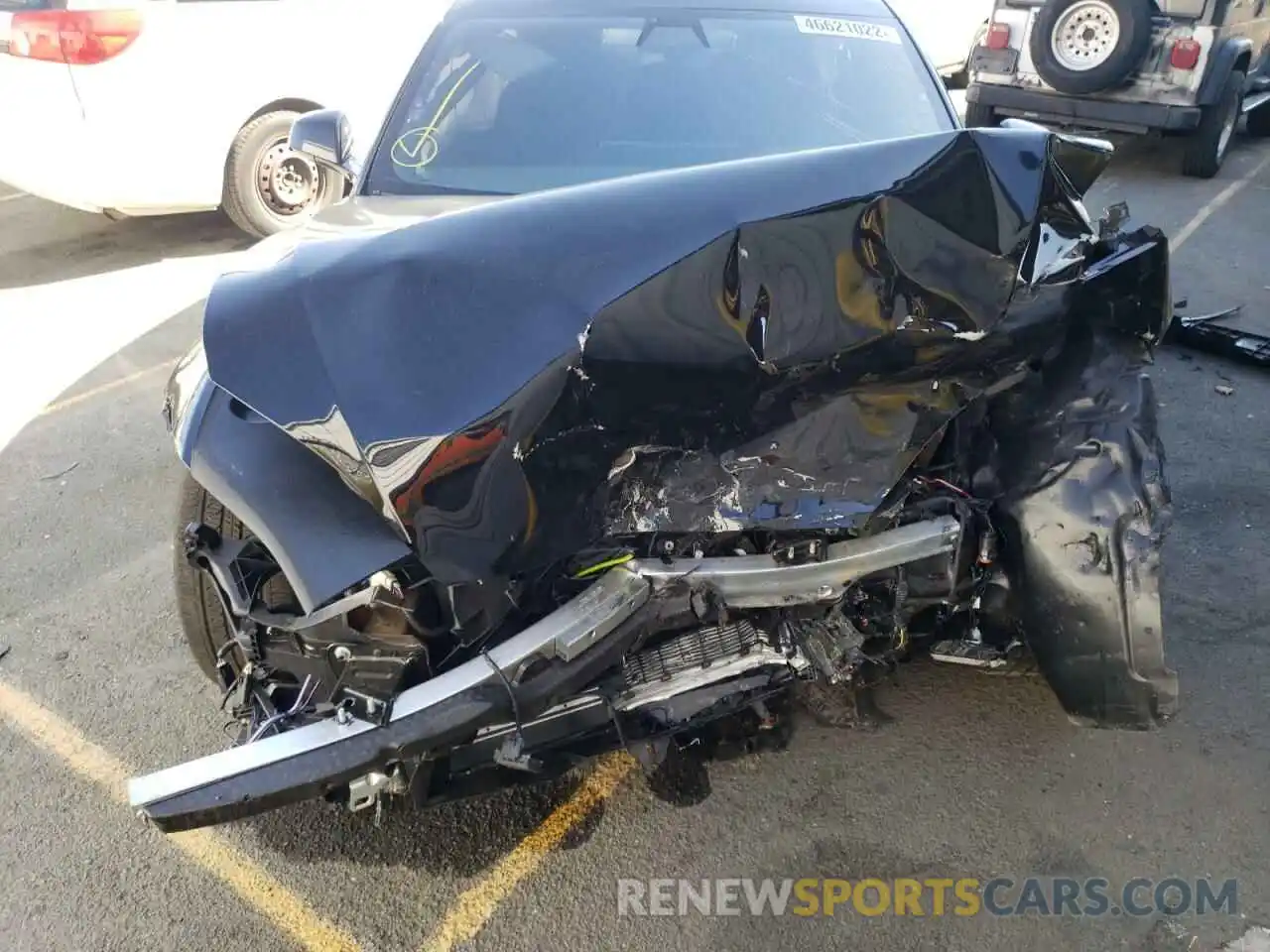 9 Photograph of a damaged car 5YJSA1E52NF463511 TESLA MODEL S 2022