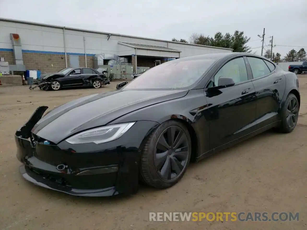 2 Photograph of a damaged car 5YJSA1E52NF471091 TESLA MODEL S 2022