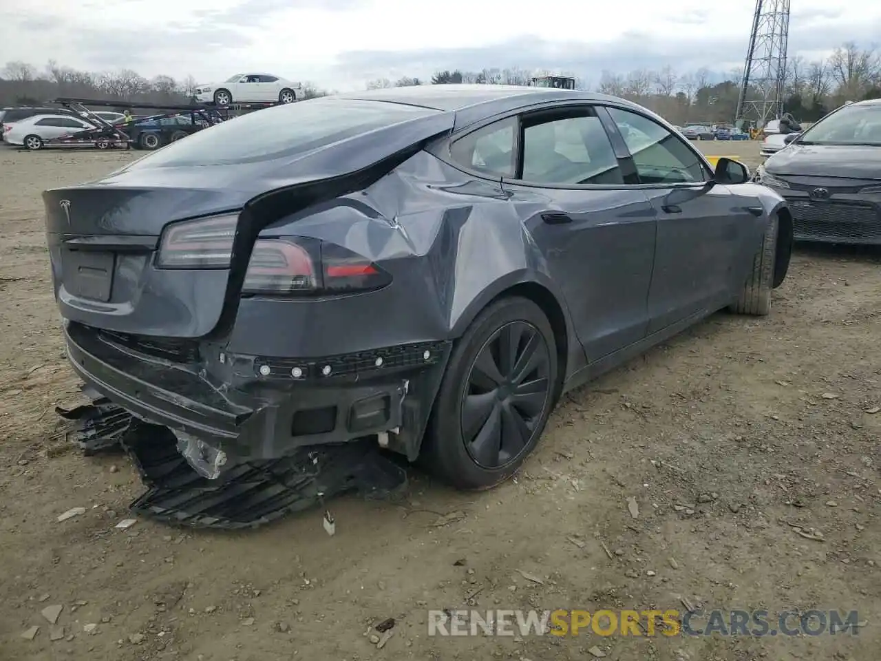 3 Photograph of a damaged car 5YJSA1E52NF478641 TESLA MODEL S 2022