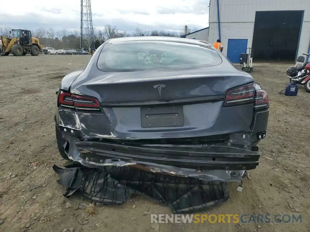 6 Photograph of a damaged car 5YJSA1E52NF478641 TESLA MODEL S 2022