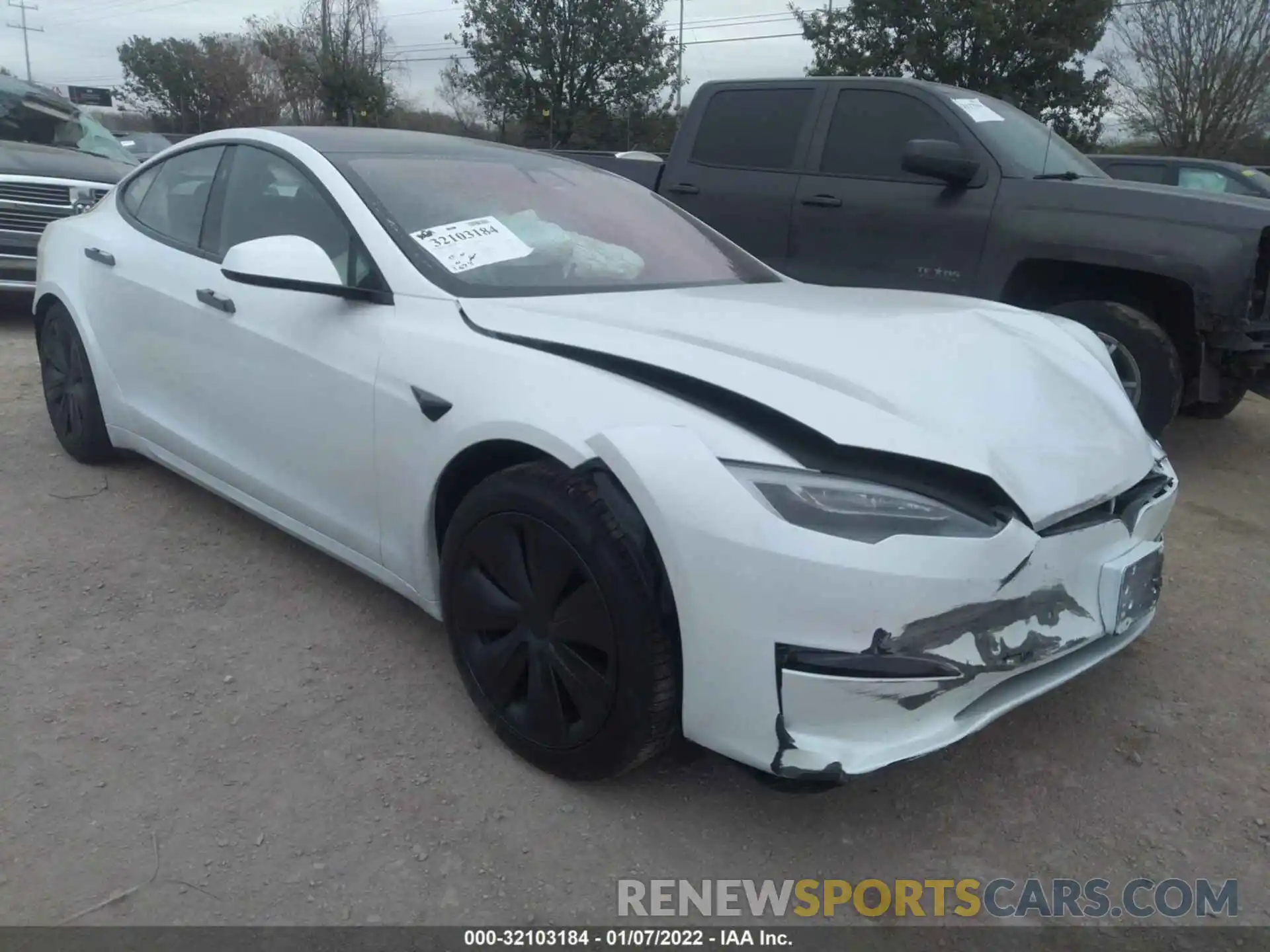 1 Photograph of a damaged car 5YJSA1E57NF460328 TESLA MODEL S 2022